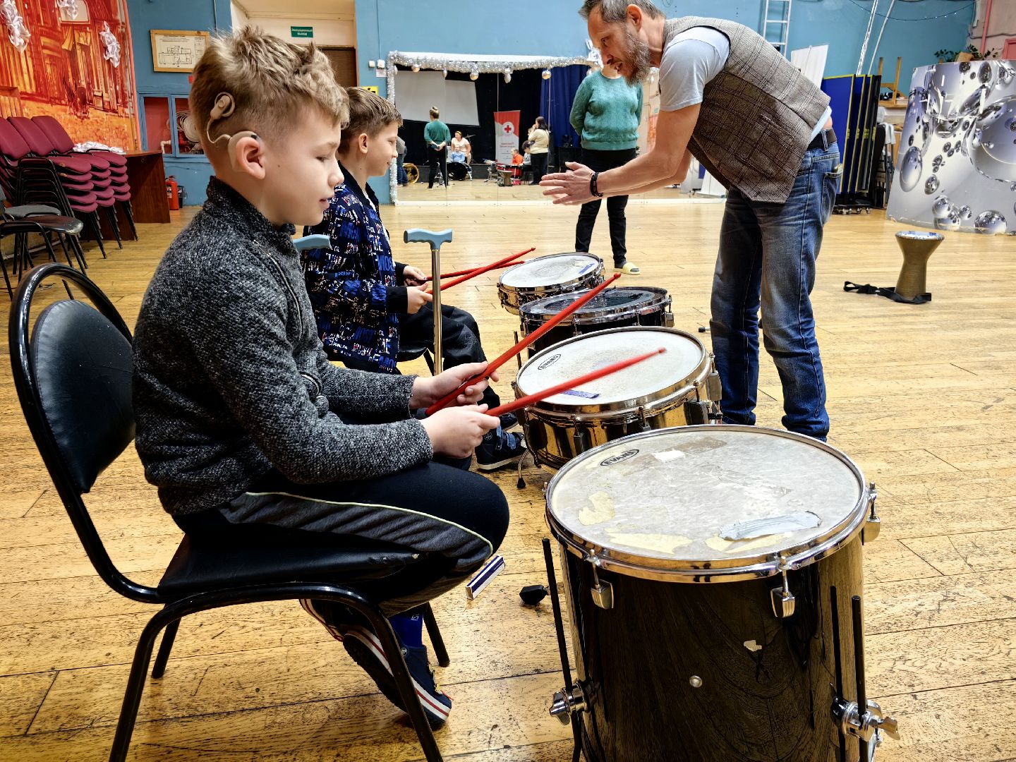 игра на барабанах, мастер-класс, дети с ОВЗ, музыка, ритмы,