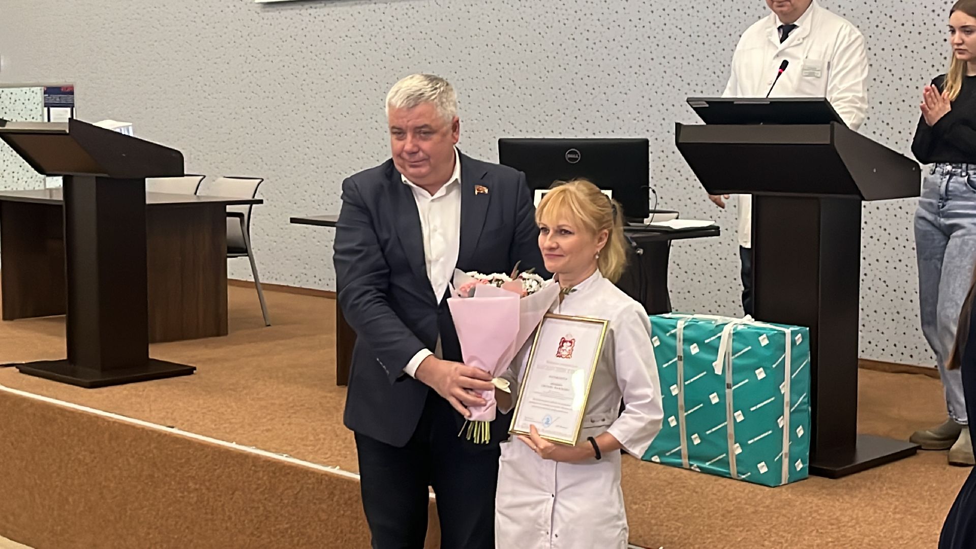 медицина, награждение, день борьбы с онкологическими заболеваниями, московский областной онкодиспансер, врачи московской области,