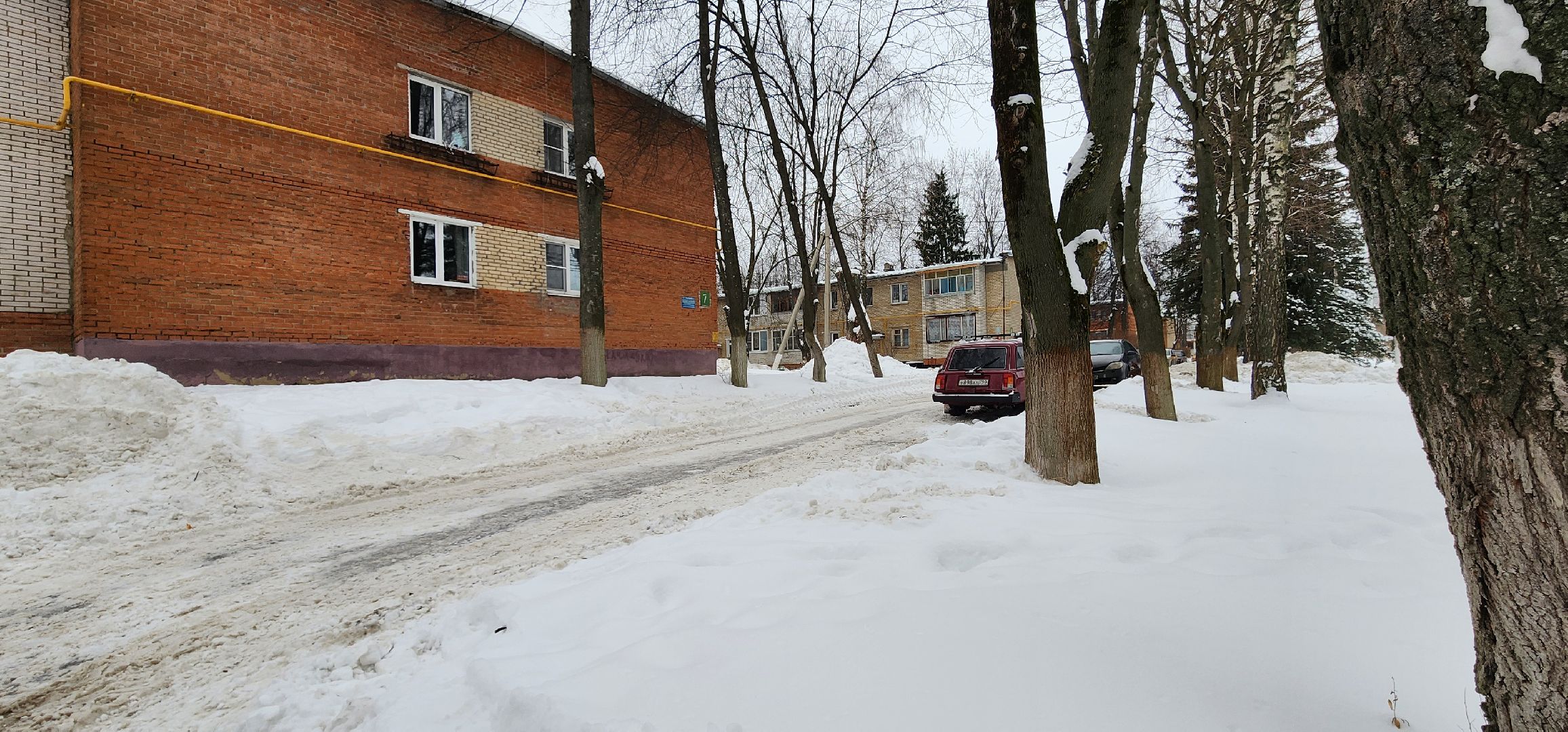 сосульки на крышах, село Вельяминово, Домодедово, уборка снега,