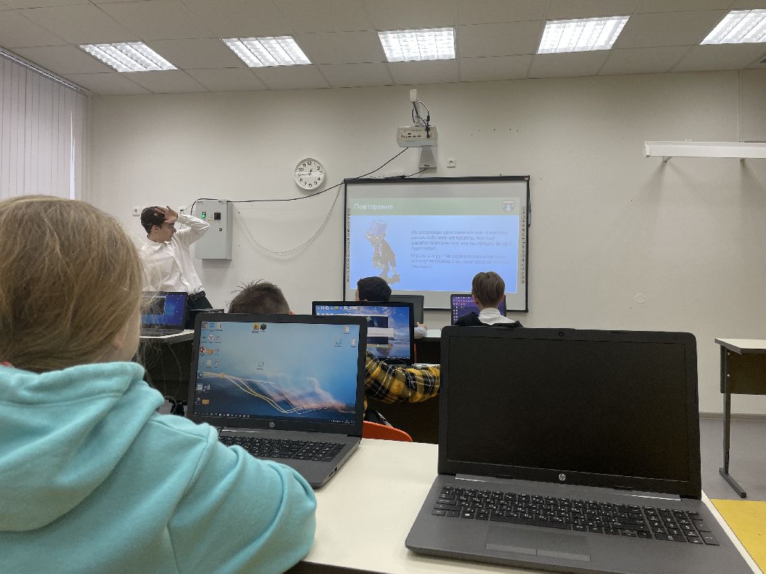 Техношкола, преподаватель