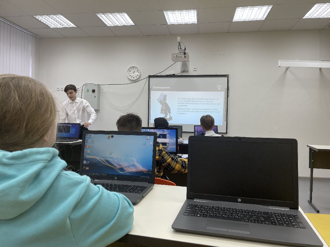 Техношкола, преподаватель