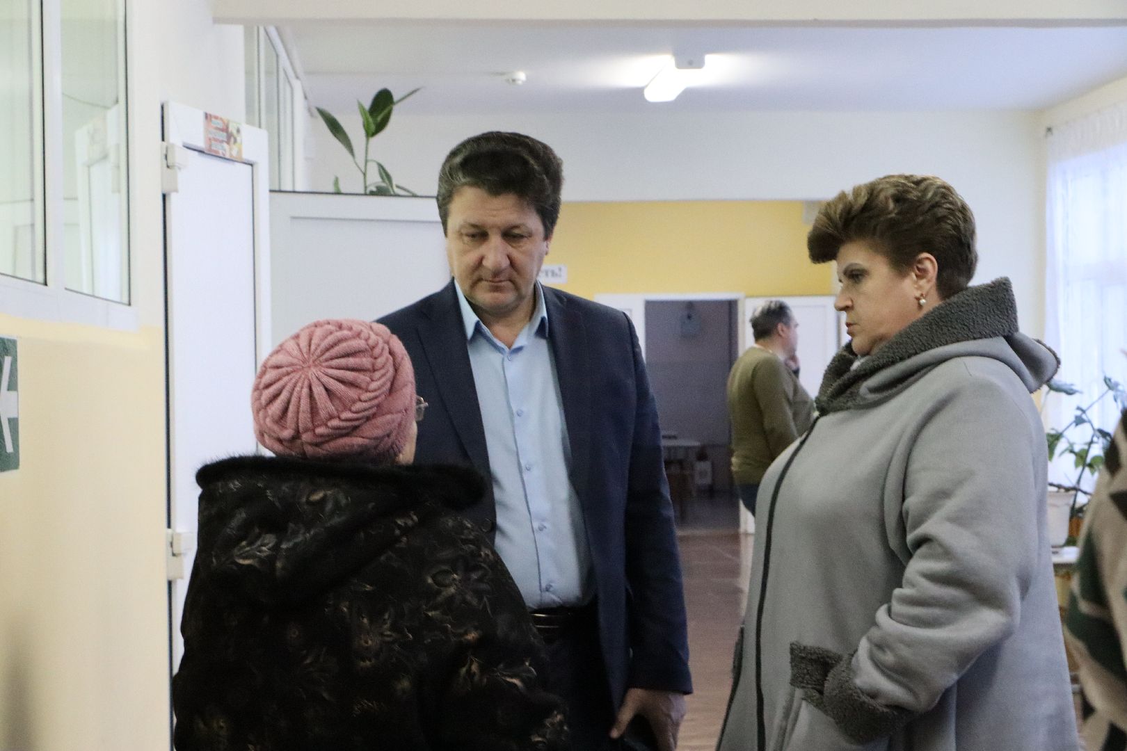 Поселок Дмитриевский, Серебряные Пруды, выездная администрация, доступная власть,