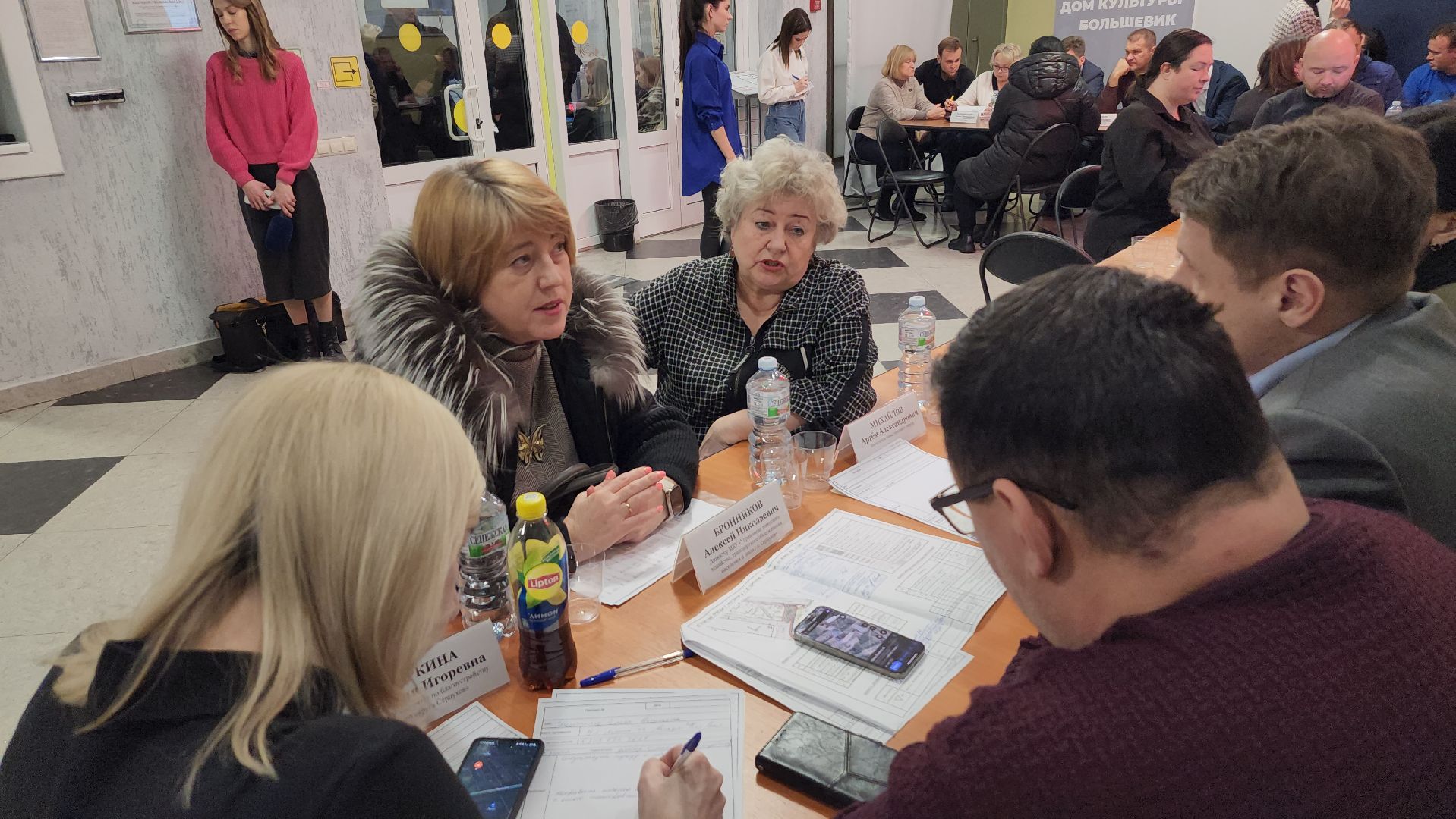 серпухов, поселок большевик, выездная администрация, жители, обращения граждан,