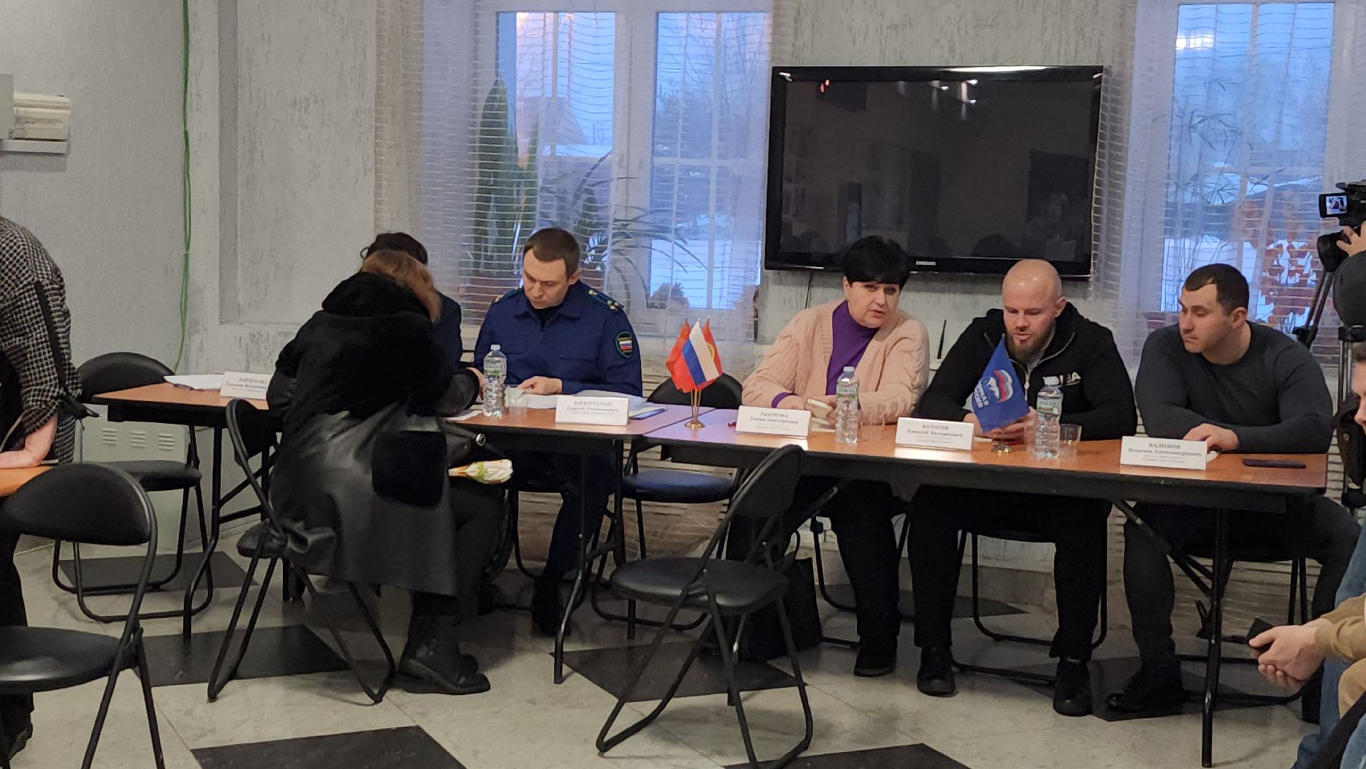 серпухов, поселок большевик, выездная администрация, жители, обращения граждан,