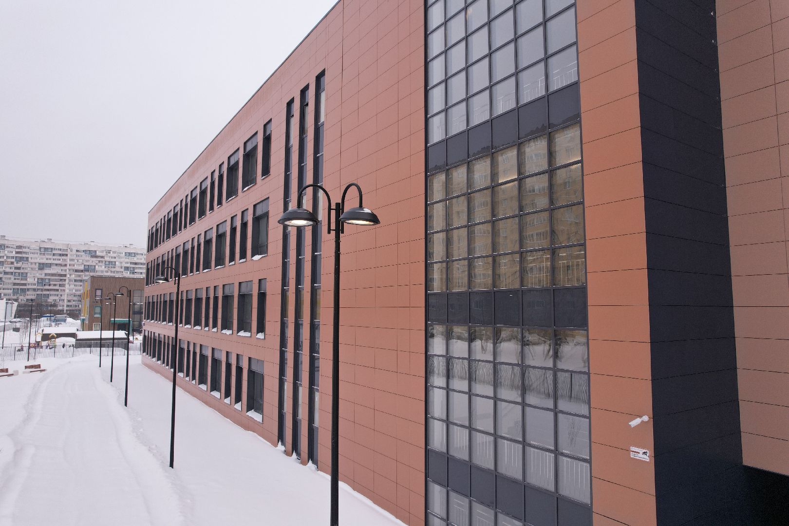 видео с коптера, королёв, школа,