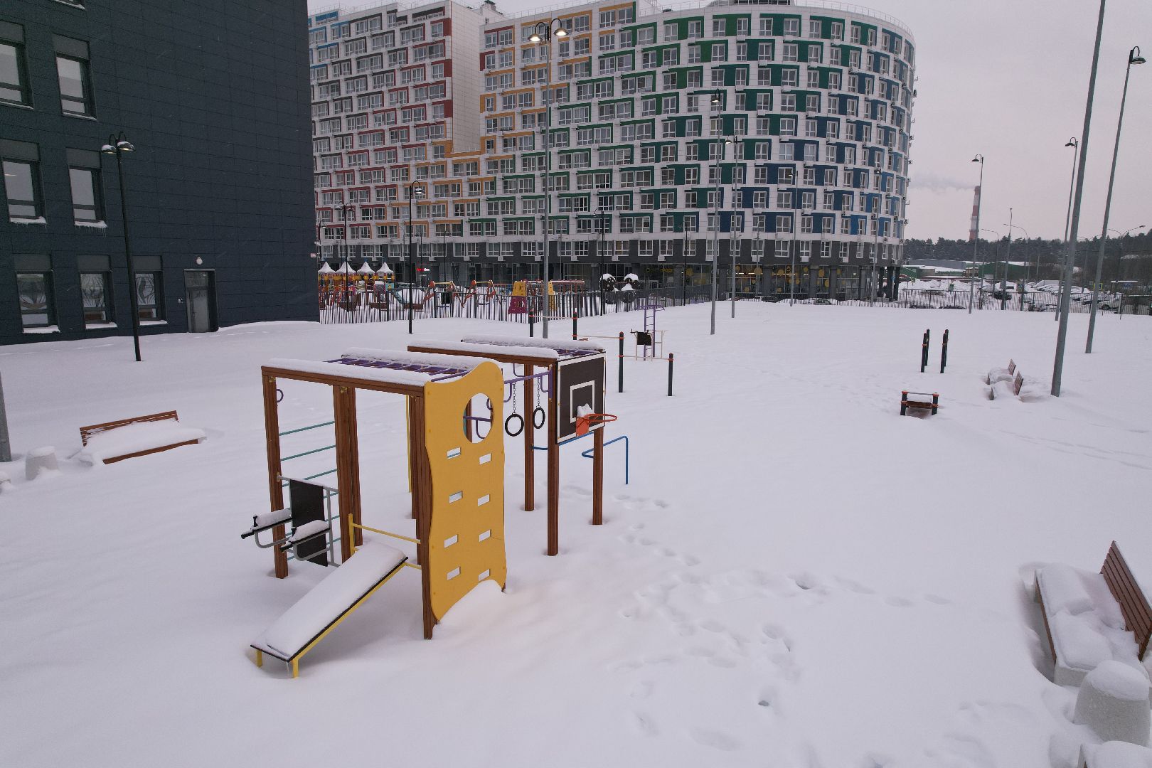 видео с коптера, королёв, школа,