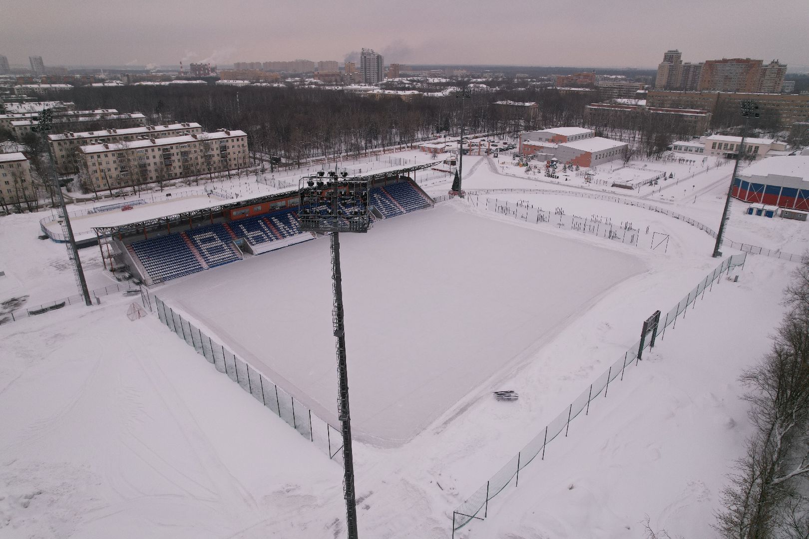 видео с коптера, королёв, стадион,
