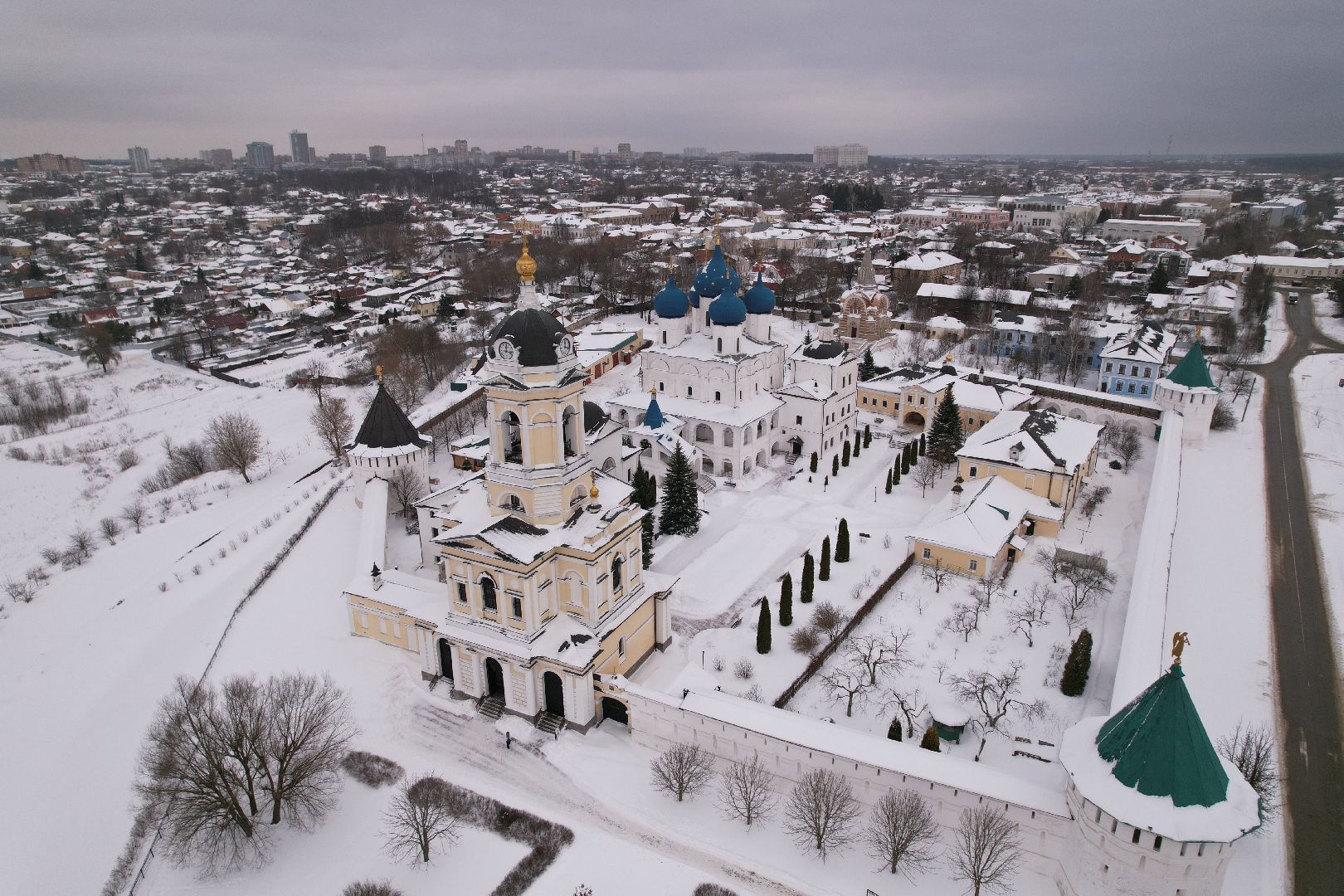 видео с коптера, монастырь, серпухов,