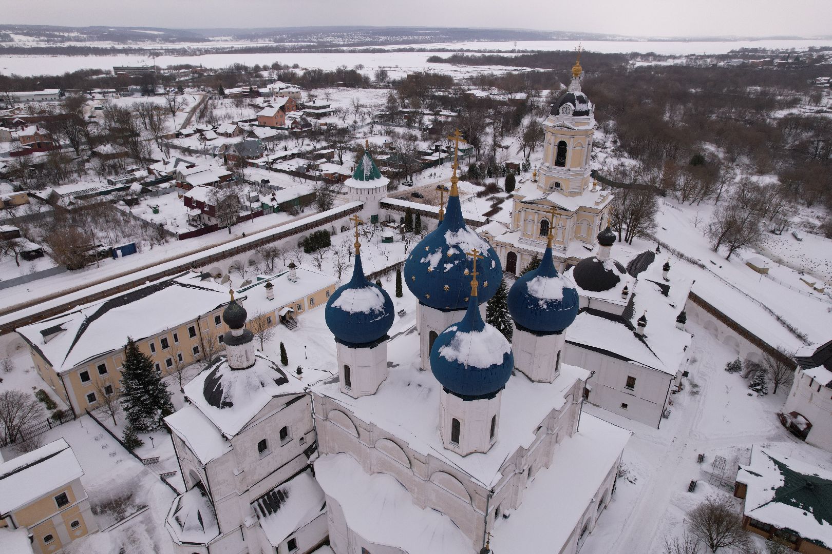видео с коптера, монастырь, серпухов,