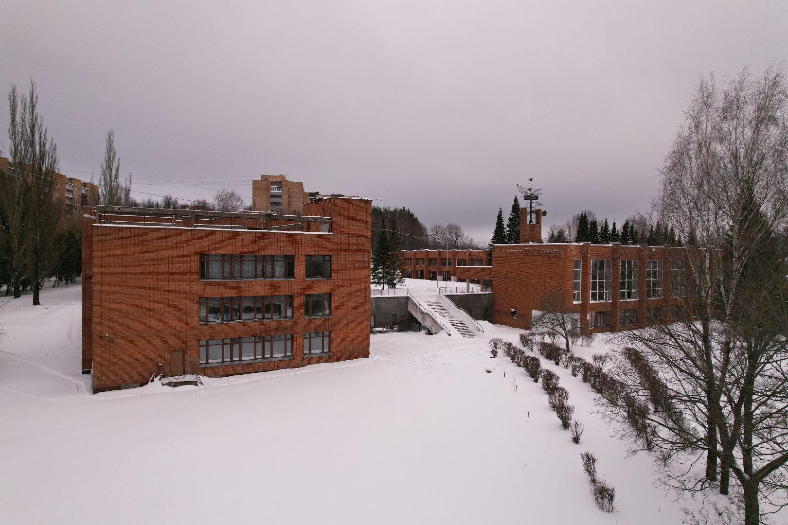 пущино, гимназия, видео с коптера,