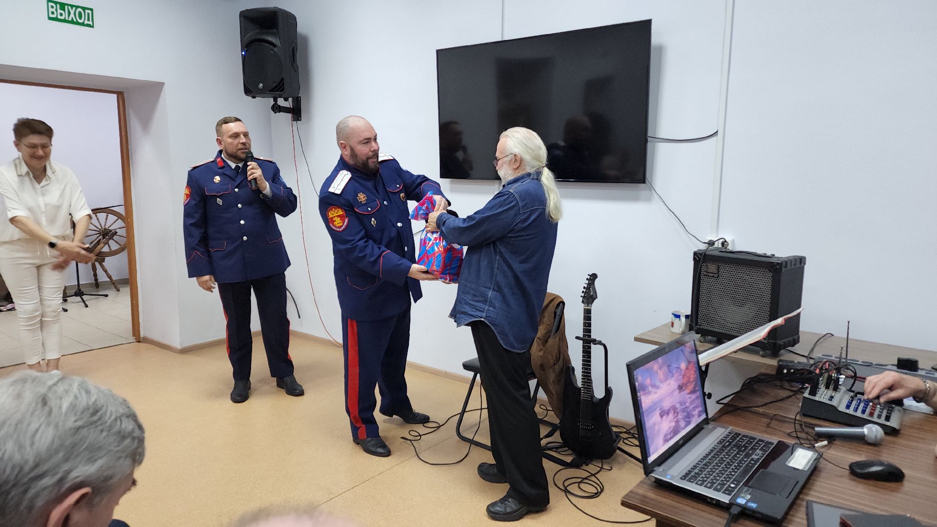 Волоколамск, живая музыка, песняры,