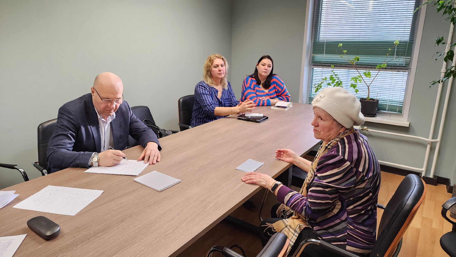 Подмосковье, Городской округ Пушкинский, Ивантеевка, ЖКХ, встреча с главой,