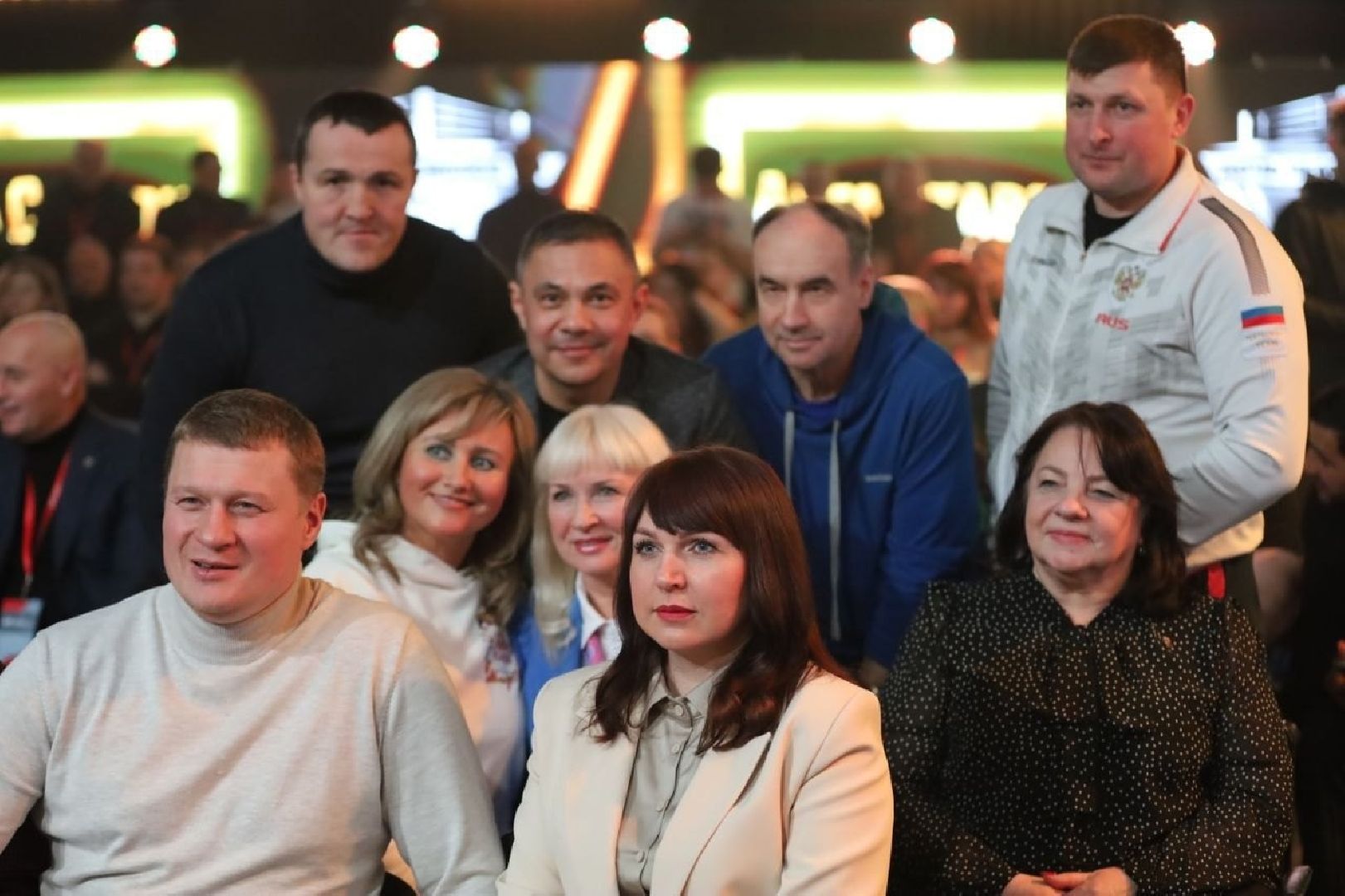 Серпухов, Подмосковье,бокс, федерация бокса россии, Поветкин, цзю, емельяненко,