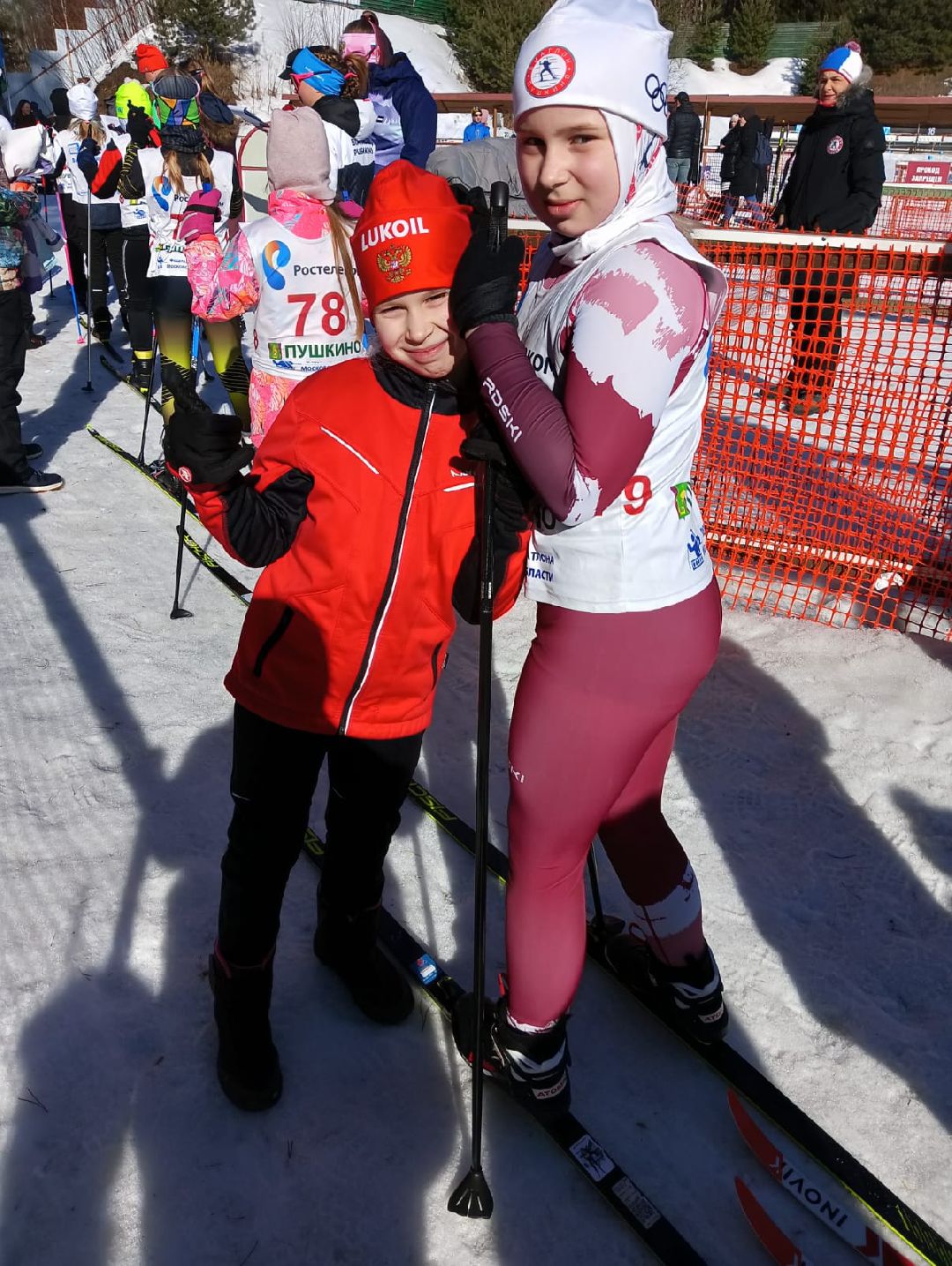 стадион, снег, детский спорт,