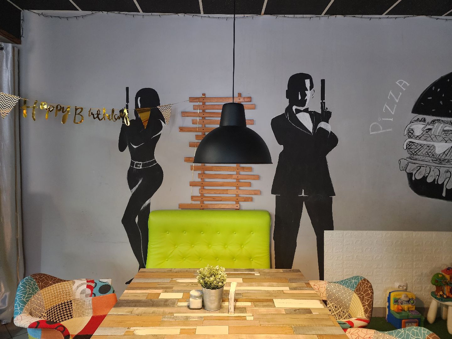 шатура, ешь в подмосковье, бургер с ананасом, жареный ананас, бургеры, пицца, программа губернатора,