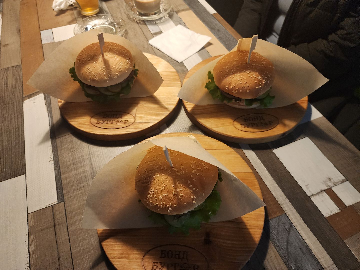 шатура, ешь в подмосковье, бургер с ананасом, жареный ананас, бургеры, пицца, программа губернатора,