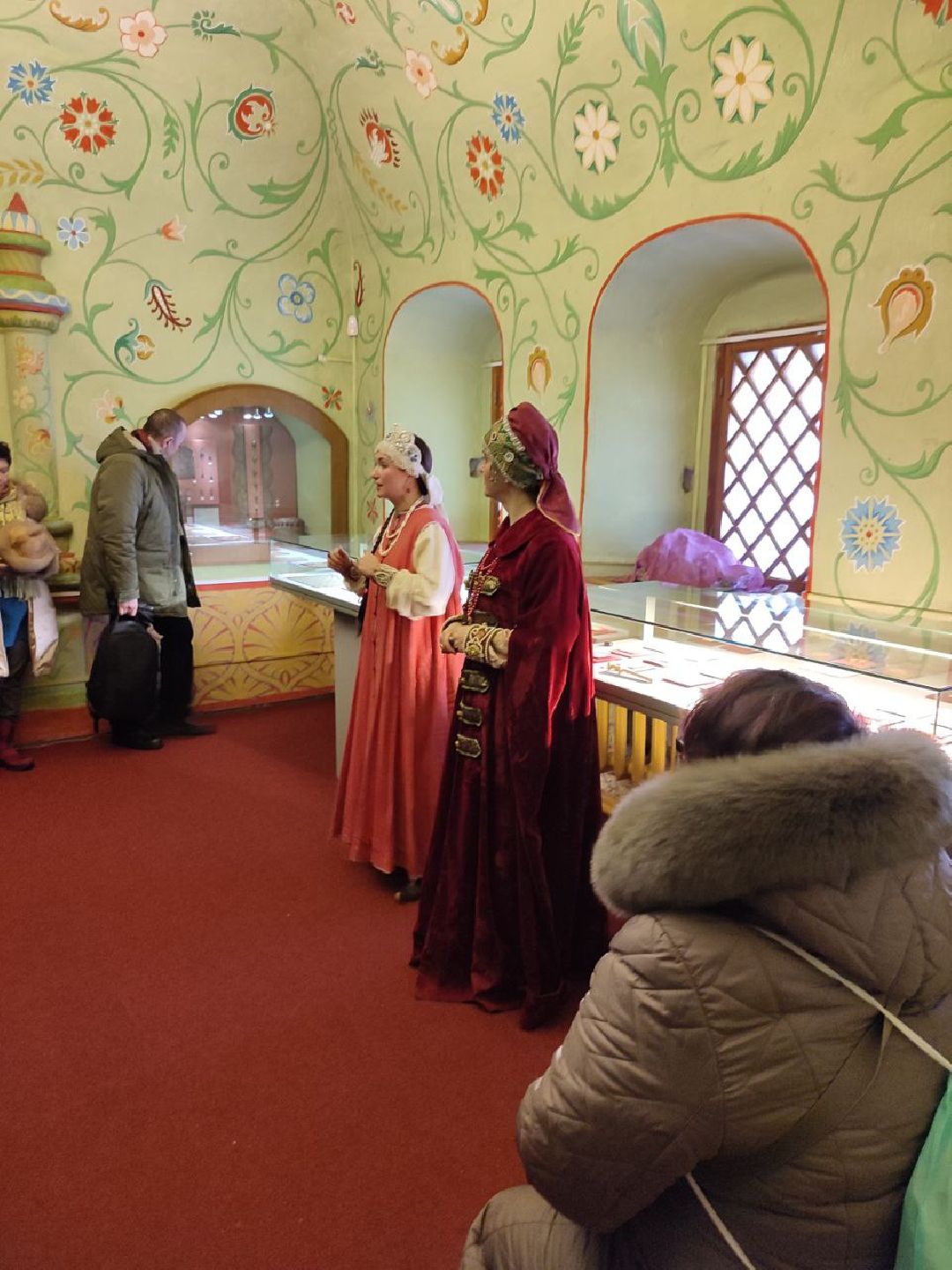 Звенигород, общество