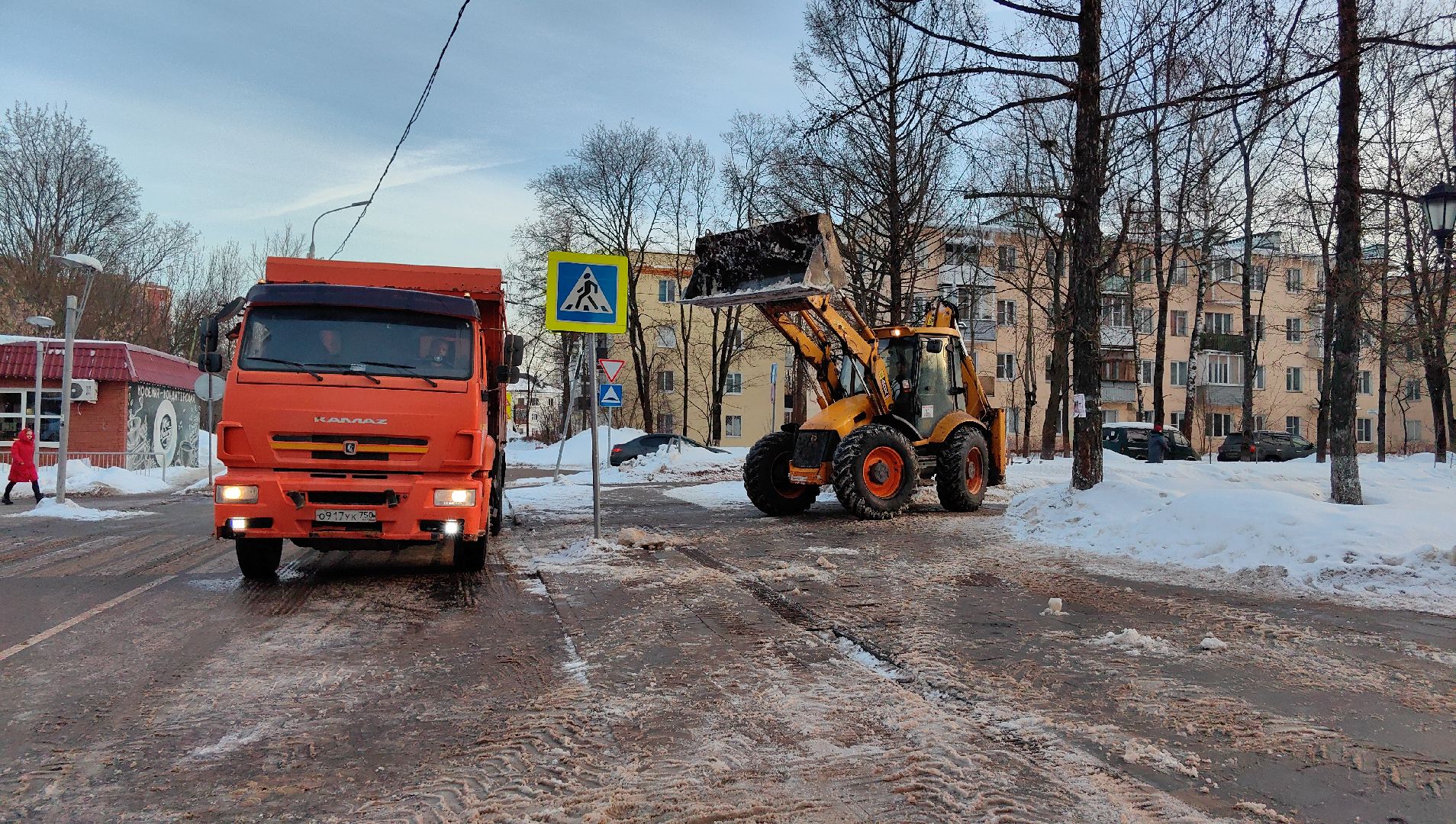 снегопад, непогода, уборка улиц, техника,
