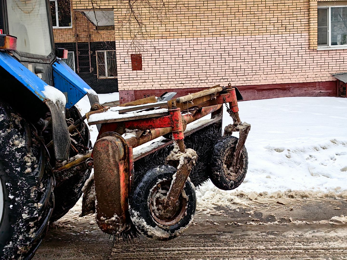 снегопад, непогода, уборка улиц, техника,
