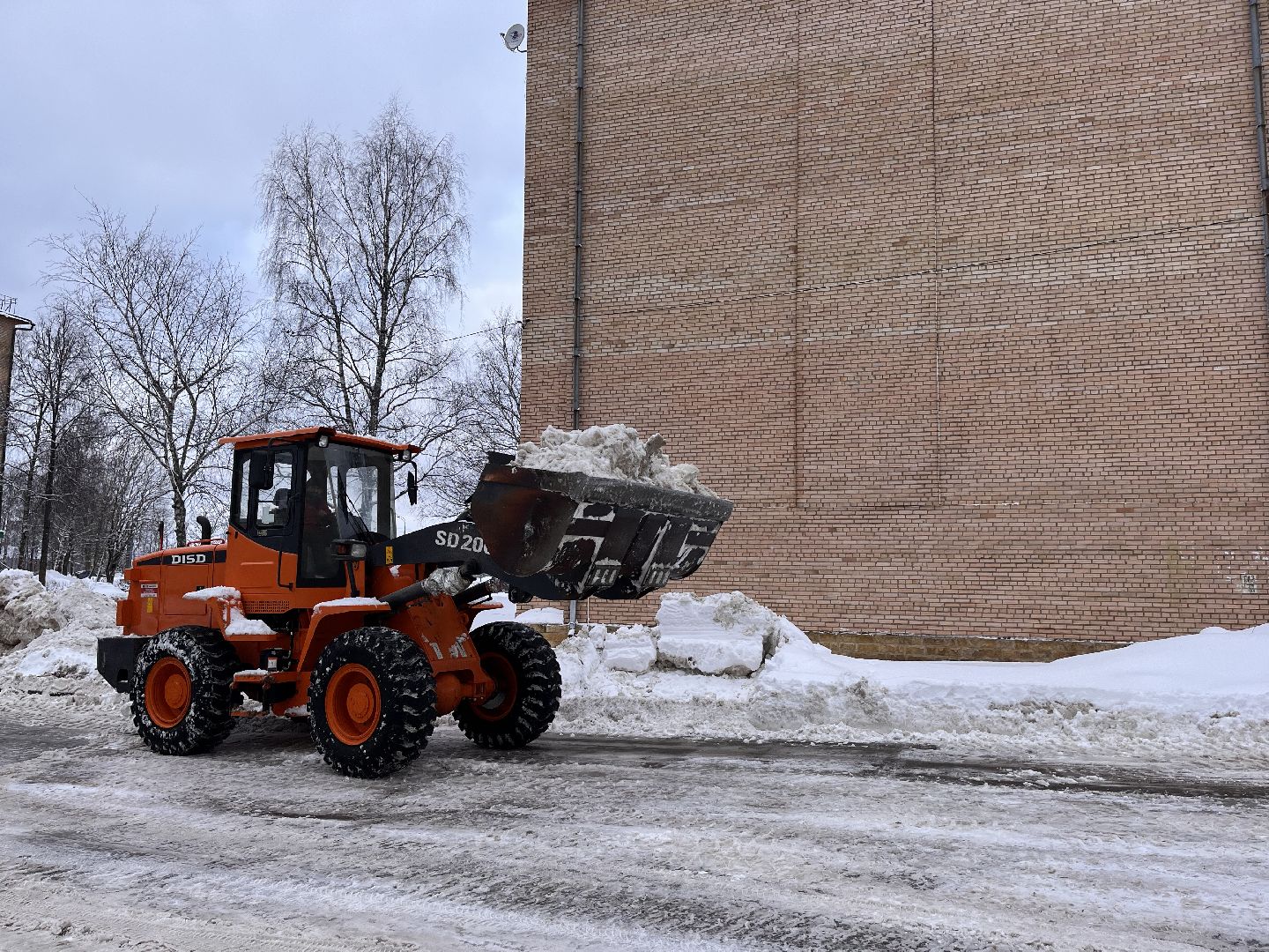 шаховская, снег, уборка дворов,