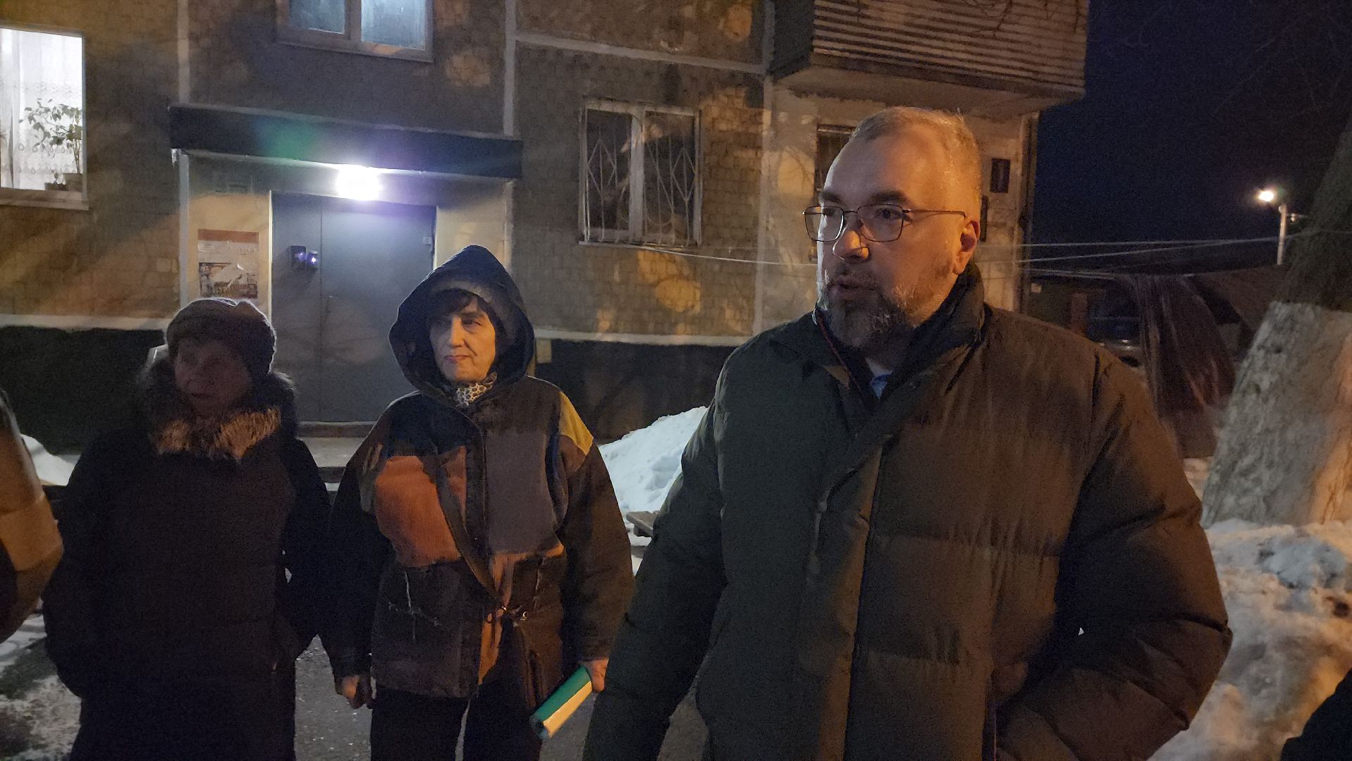 серпухов, улица декабристов, ремонт подъезда, депутат, управляющая компания,