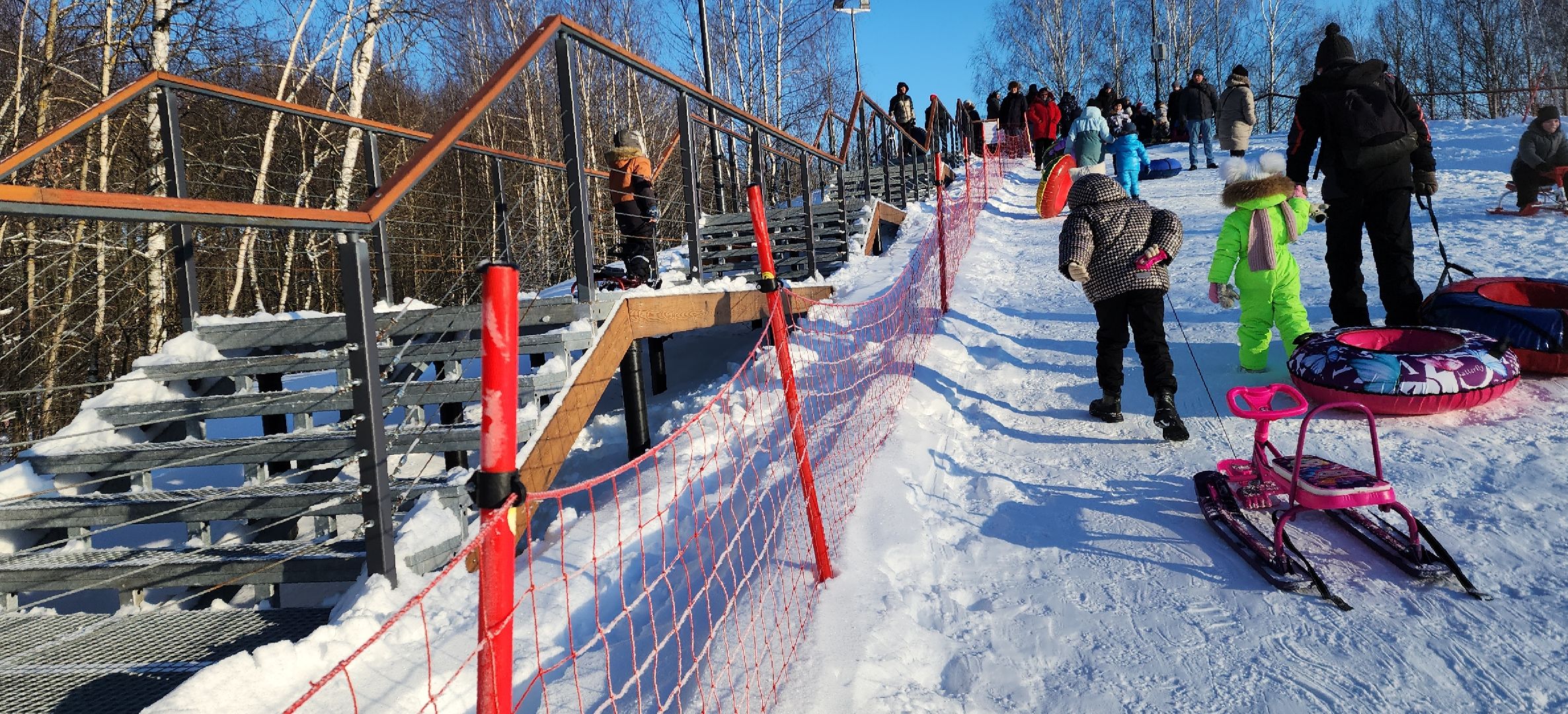 электросталь, парк, снежная горка, зима, зима 2024, зима в парках, зима в подмосковье, безопасность детей,