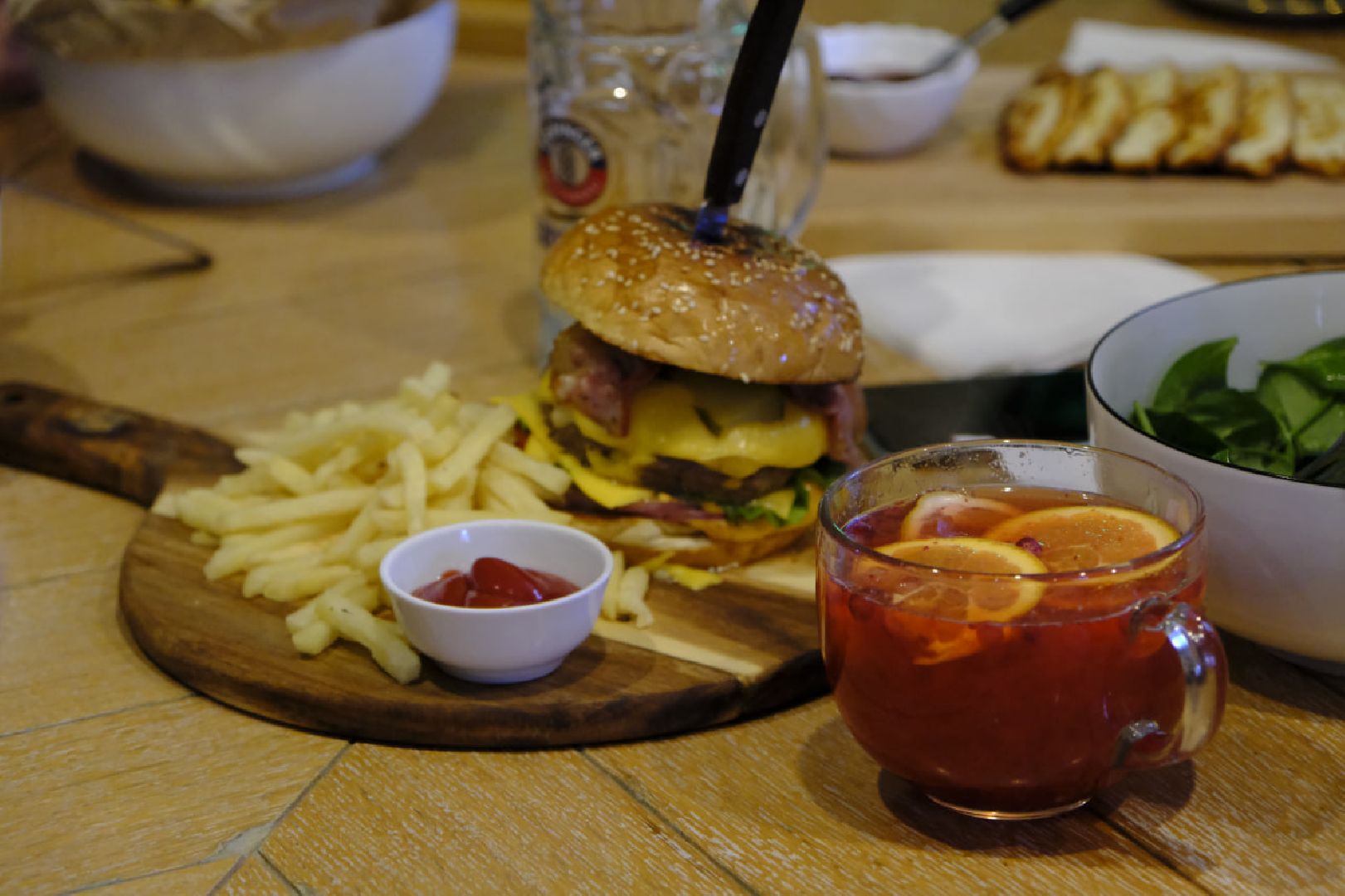 пущино, еда, ресторан, зима в подмосковье, бургер,