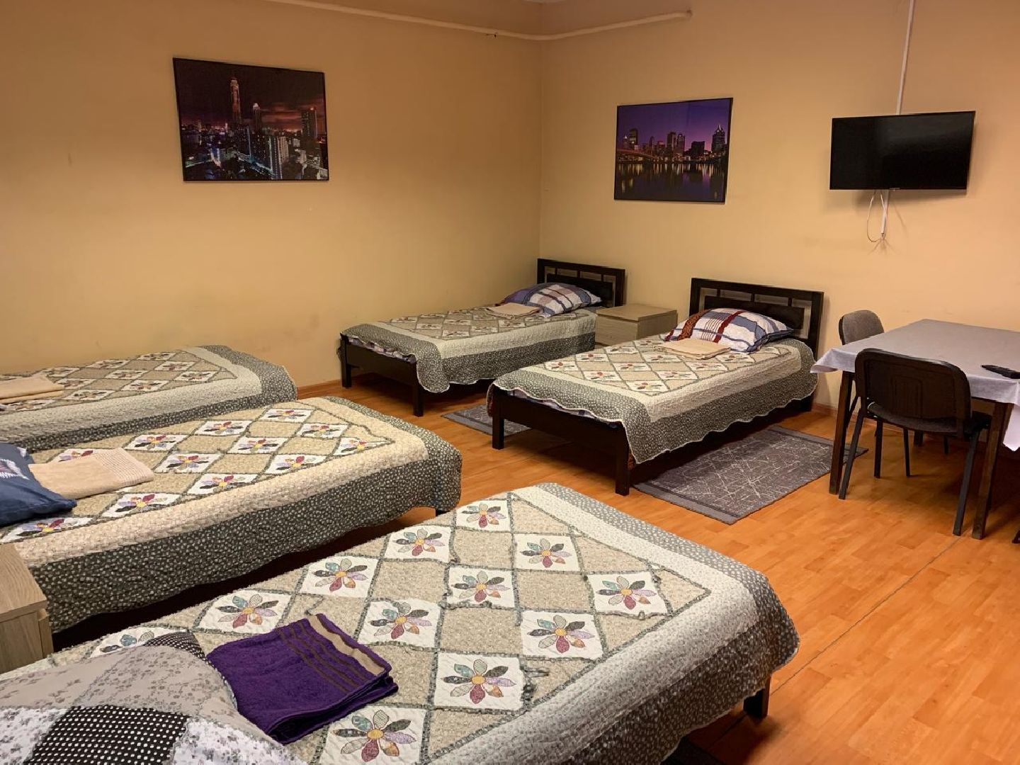 лотошино, гостиница, рабочие,