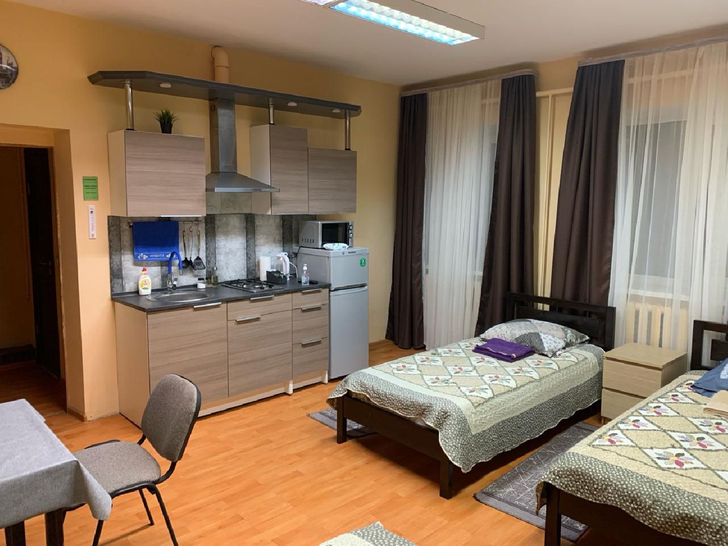 лотошино, гостиница, рабочие,