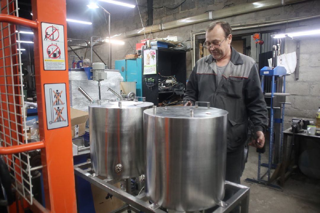 Пущино, биология, производство,