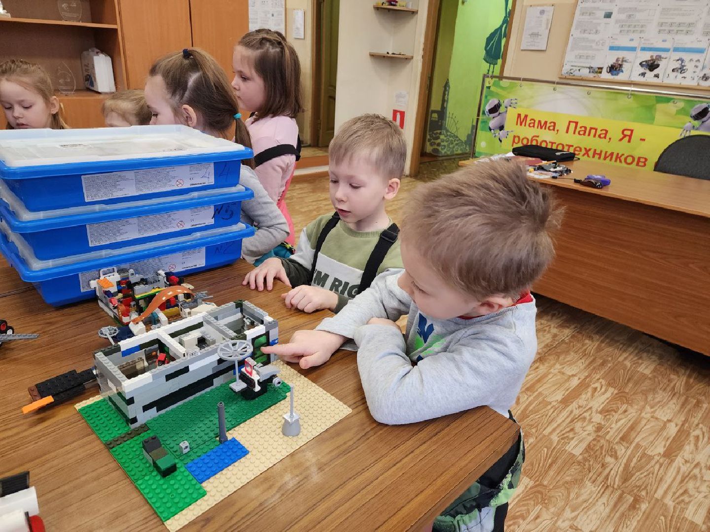 красноармейск, г.о. пушкинский, робототехника, дети,