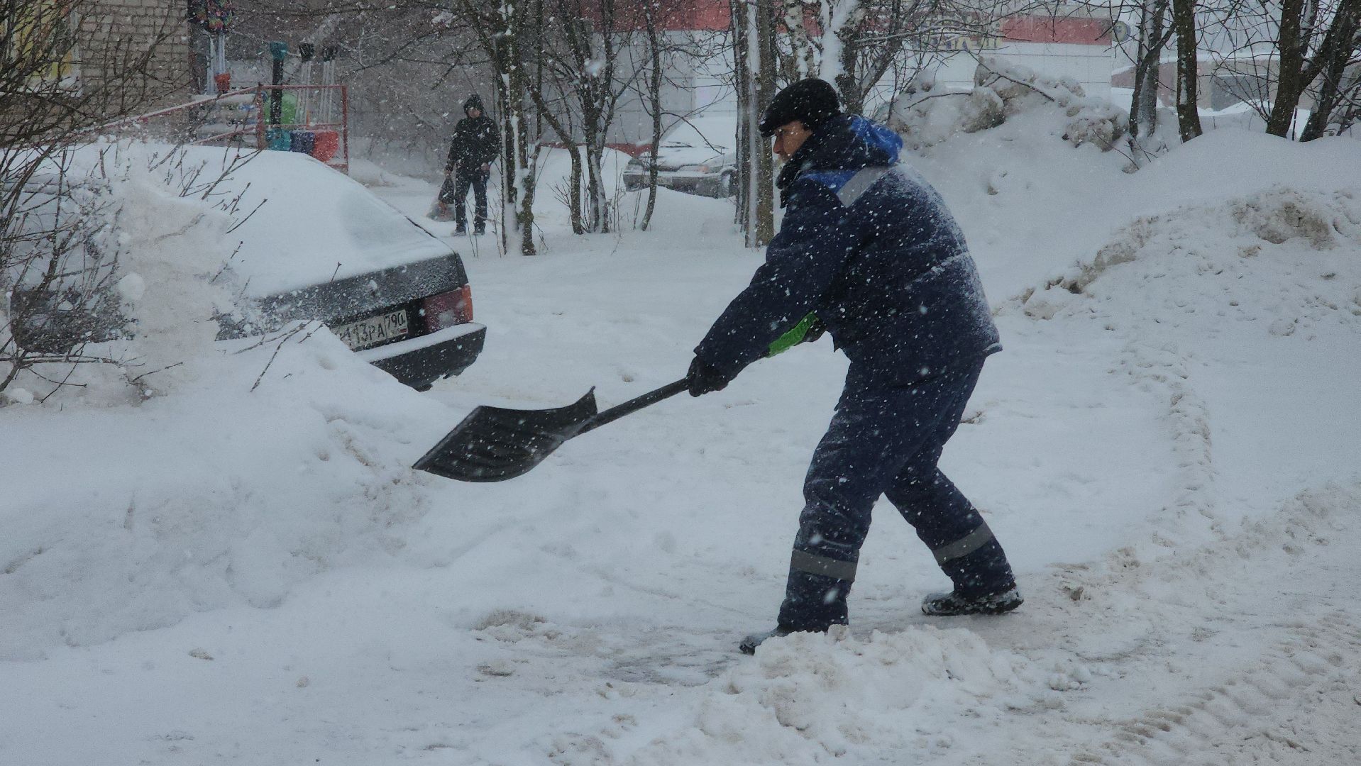 снегопад, ольга, коммунальная техника, ликвидация последствий снегопада, коммунальщики, руза, рузский городской округ,