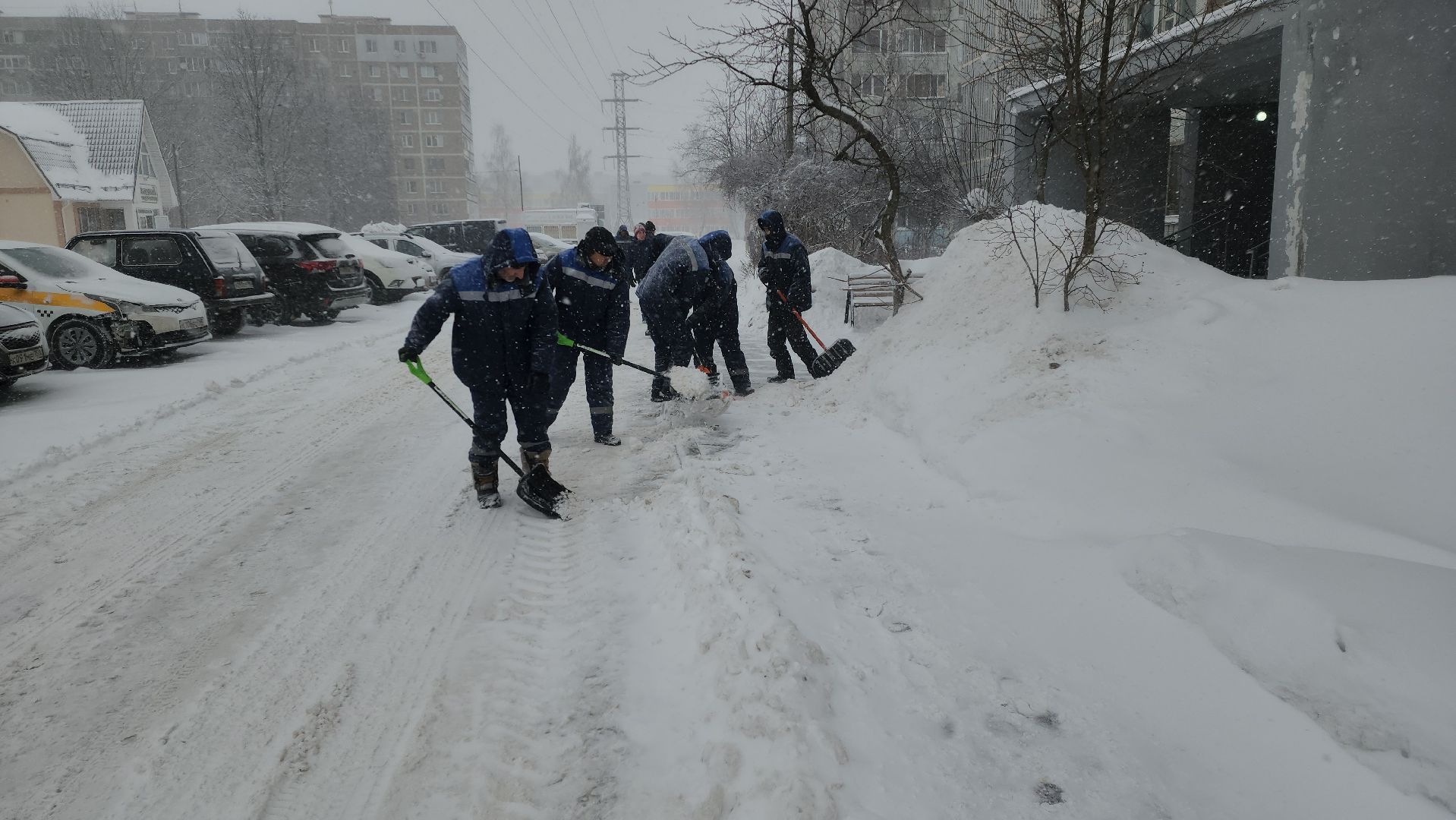 снегопад, ольга, коммунальная техника, ликвидация последствий снегопада, коммунальщики, руза, рузский городской округ,