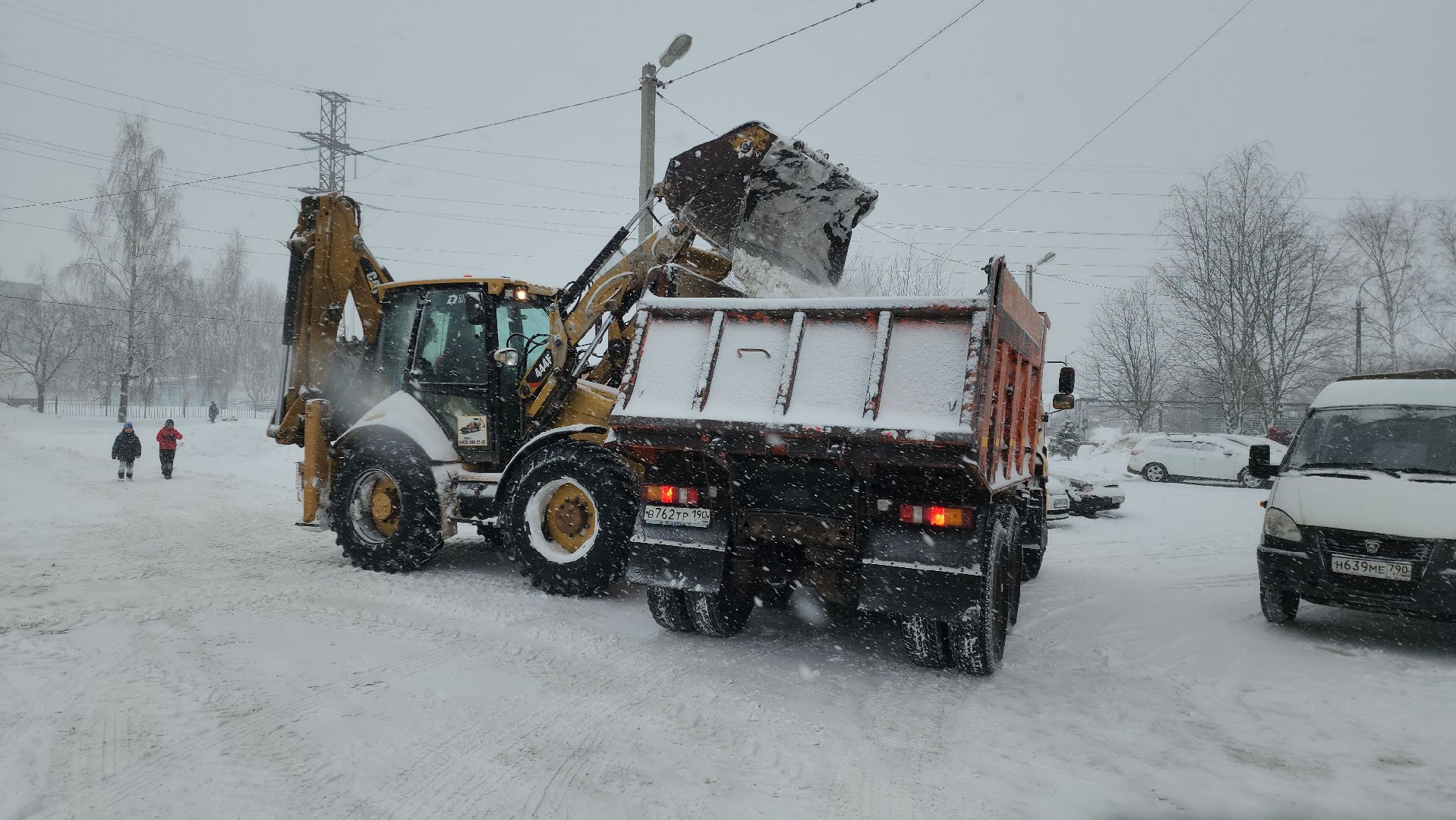 снегопад, ольга, коммунальная техника, ликвидация последствий снегопада, коммунальщики, руза, рузский городской округ,