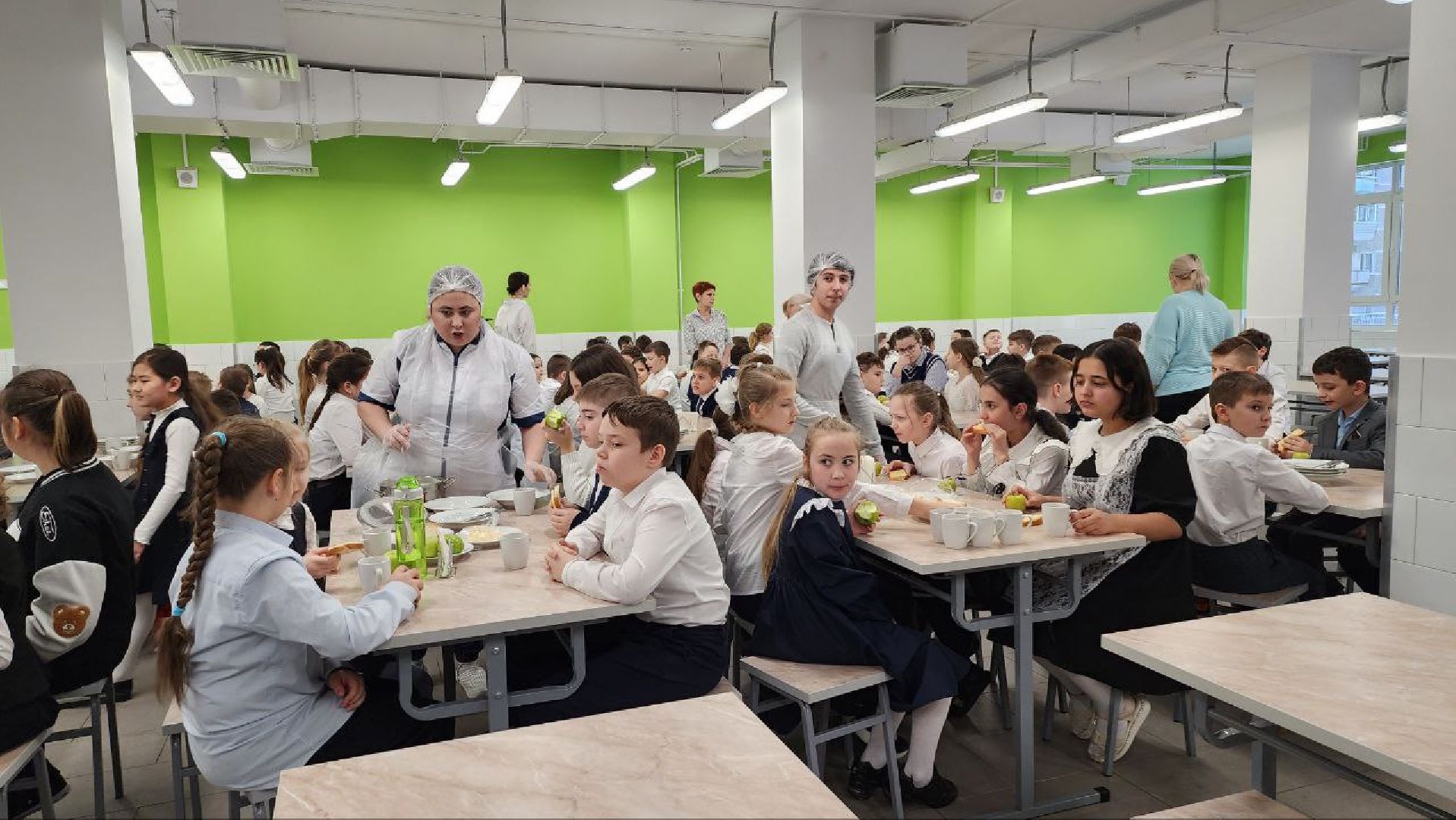 люберцы, глава городского округа люберцы владимир волков, школьное питание,