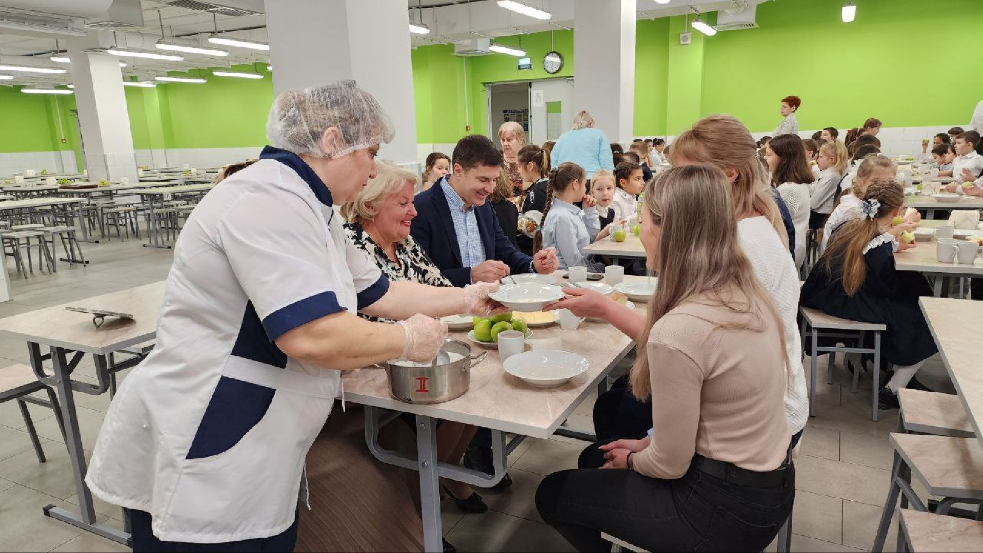 люберцы, глава городского округа люберцы владимир волков, школьное питание,