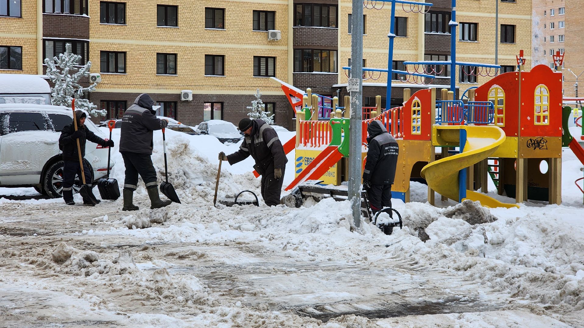 Егорьевск, снег, служба благоустройства, Подмосковье, Московская область,