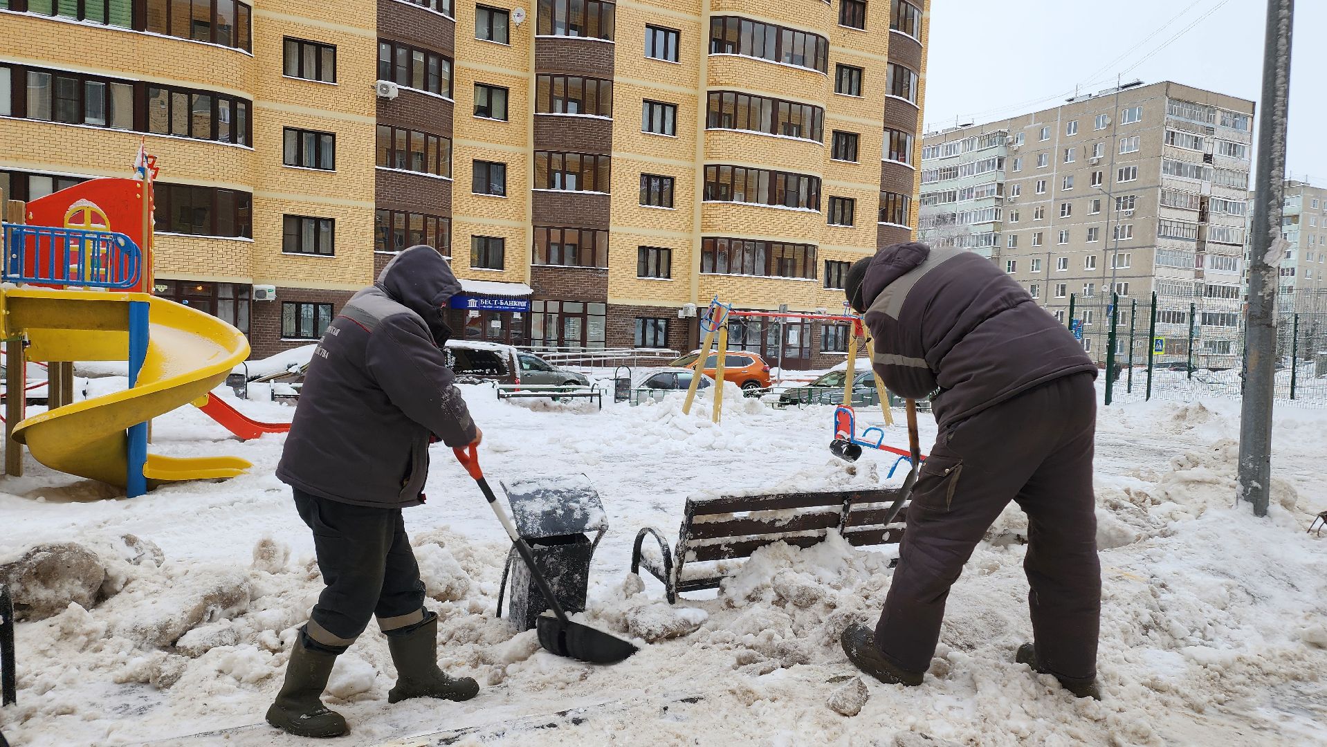Егорьевск, снег, служба благоустройства, Подмосковье, Московская область,