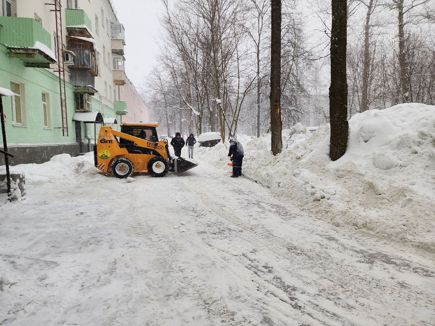 красноармейск, г.о. пушкинский, снегопад, уборка снега,