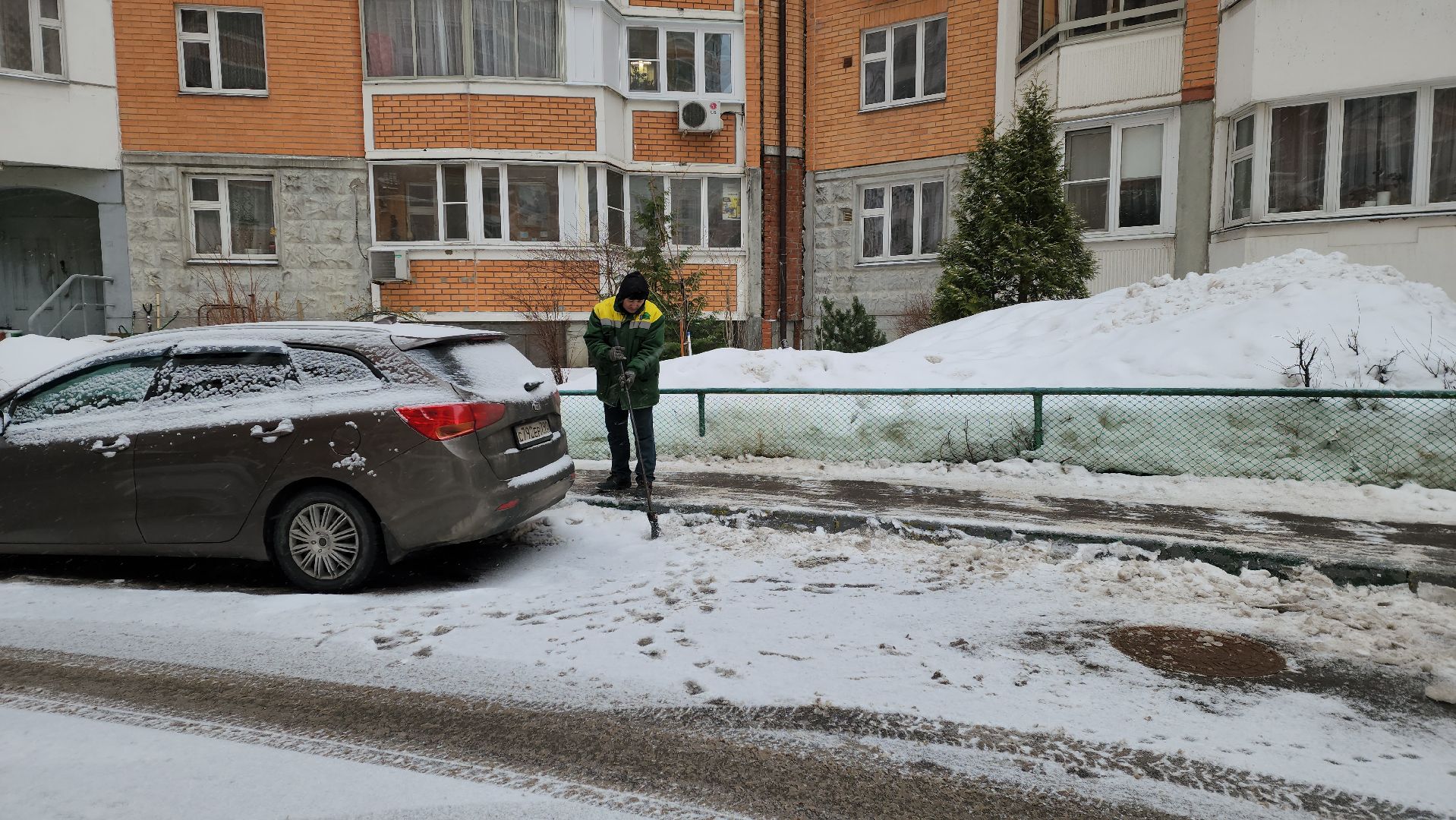 уборка улиц, снегопад, коммунальная техника,