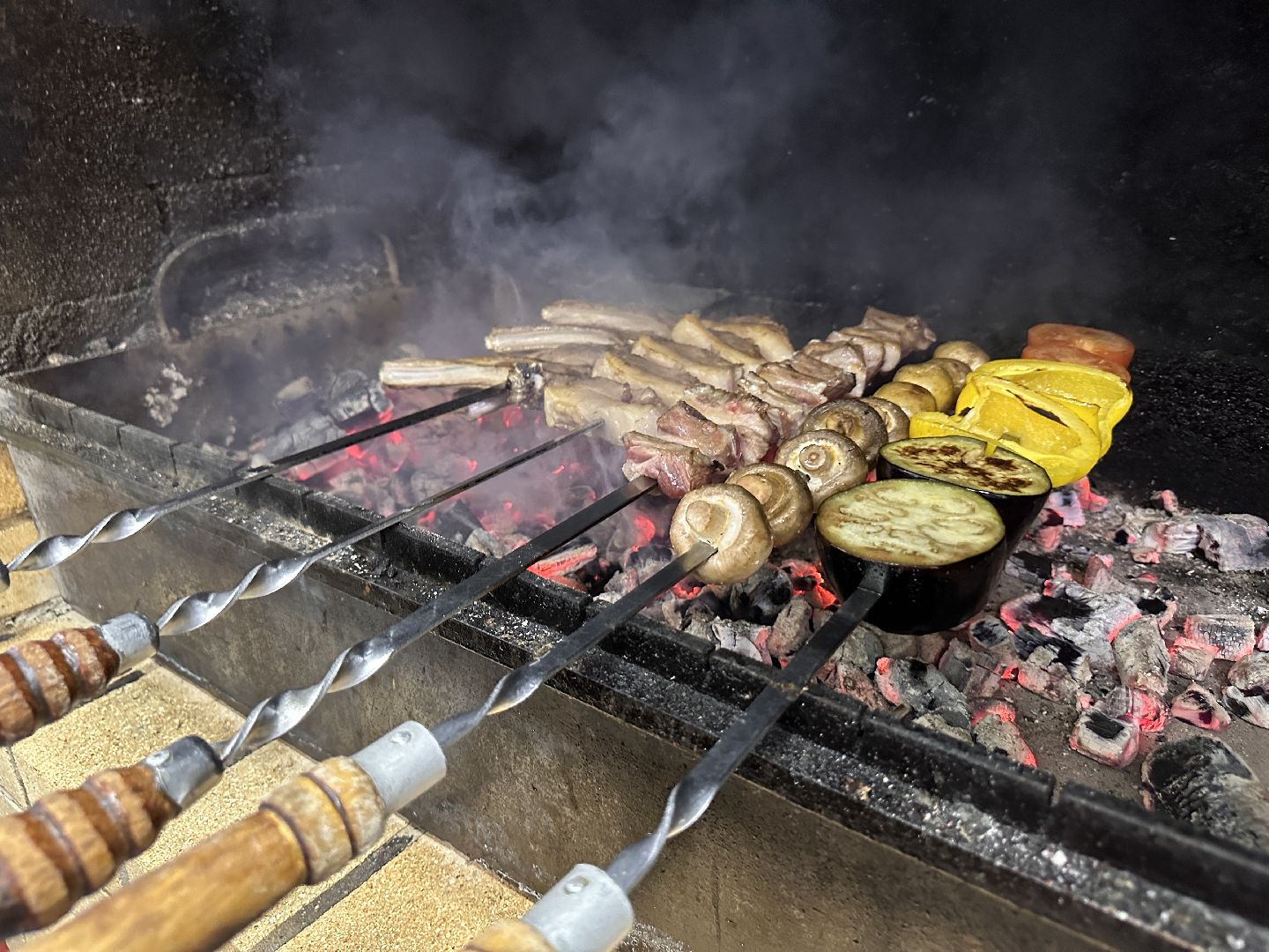 Одинцово, Мама-хинкали, Обновленное меню, Питание,