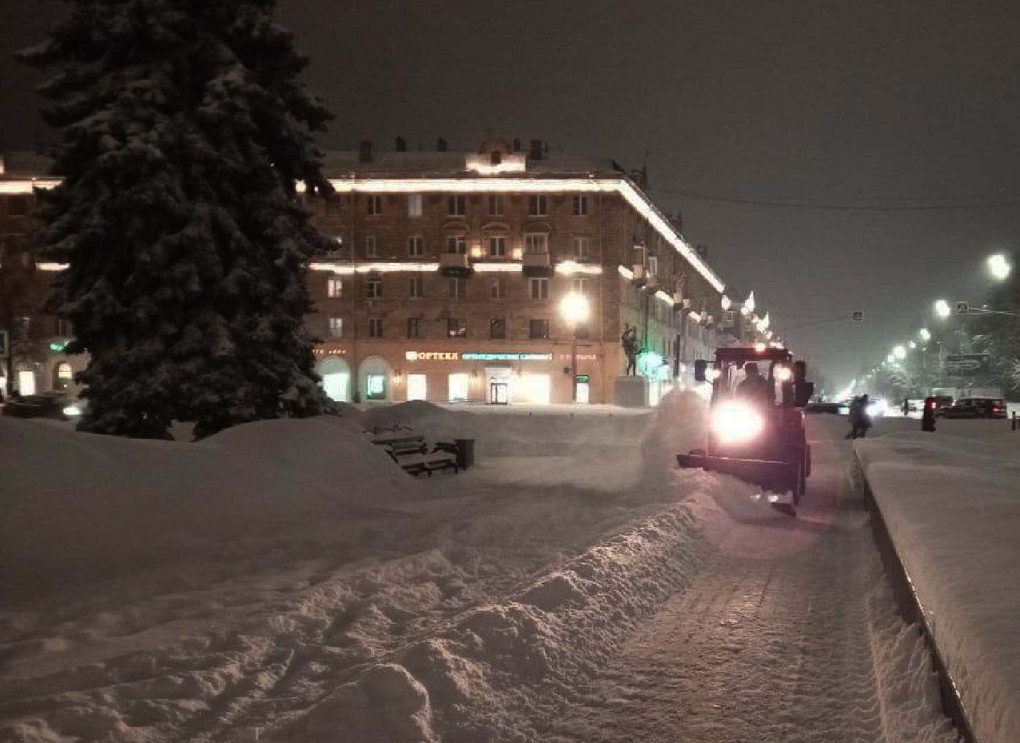жкх, жкх подмосковья, электросталь, мой город, уборка, уборка дворов, уборка снега, уборка территорий, уборка улиц, снегопад, снегоуборочная техника, снегоуборочные машины, снегоуборка,