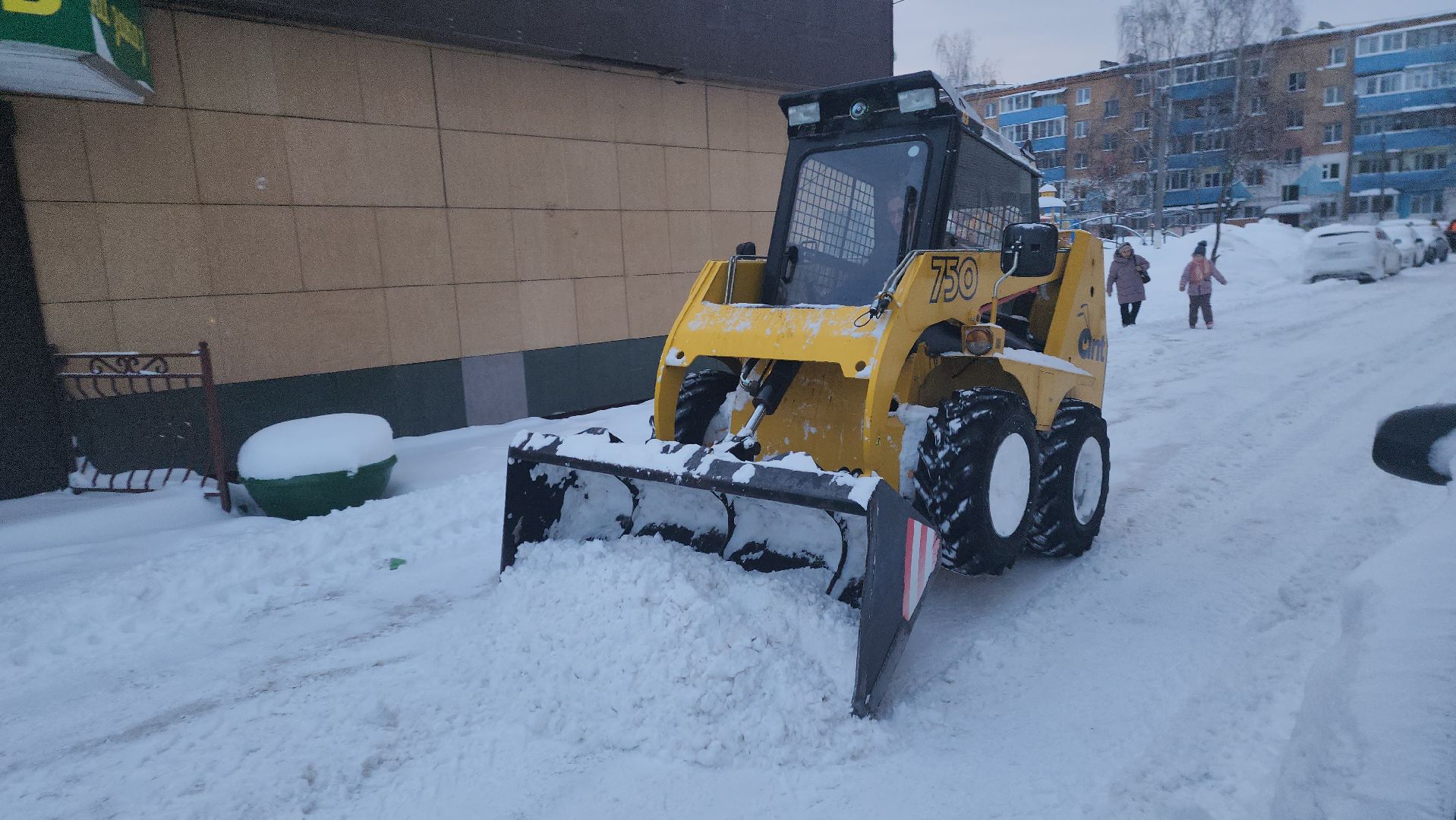 шатура, циклон ольга, уборка дворов, уборка снега,