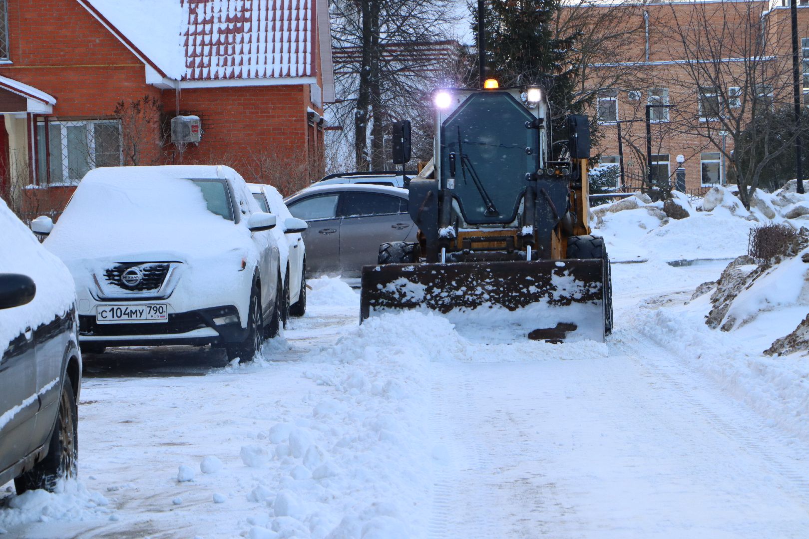 Серебряные Пруды, Циклон Ольга, снегопад, дворы, дороги,