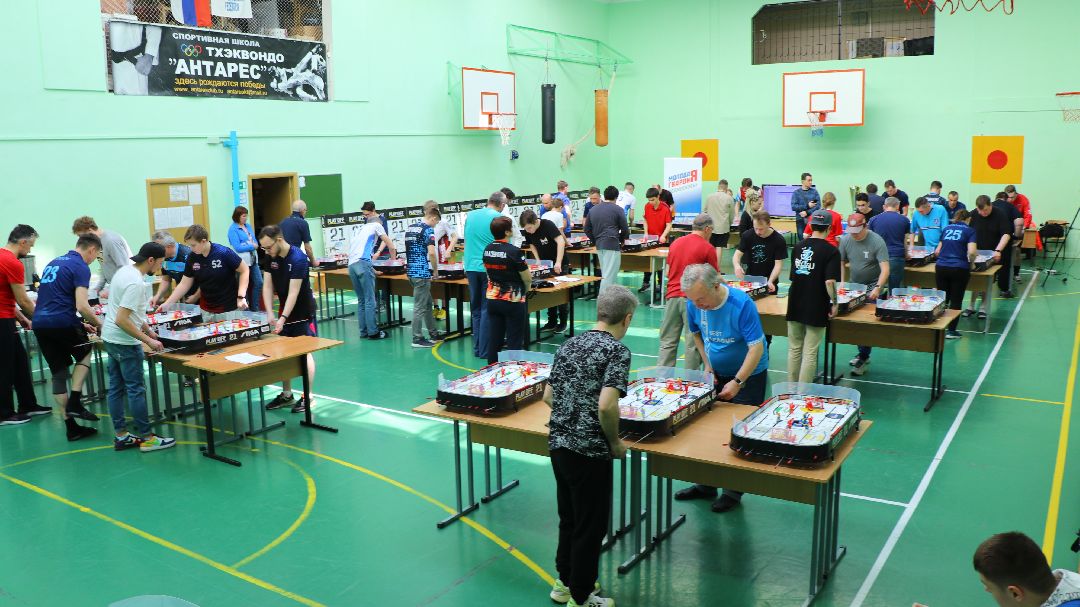 Реутов, спорт, настольный хоккей, чемпионат России, нападающий, игрок