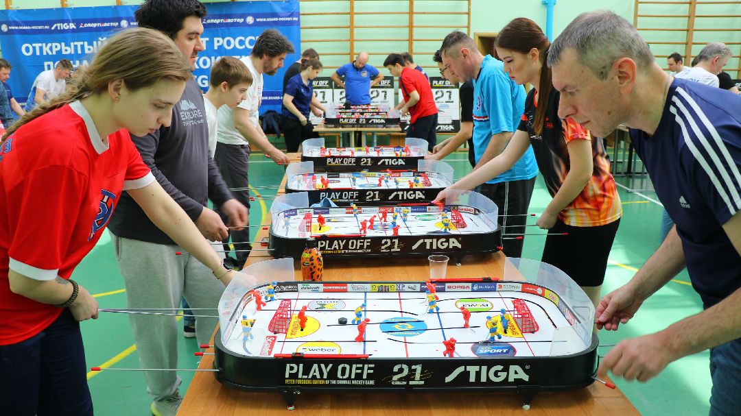 Реутов, спорт, настольный хоккей, чемпионат России, нападающий, игрок