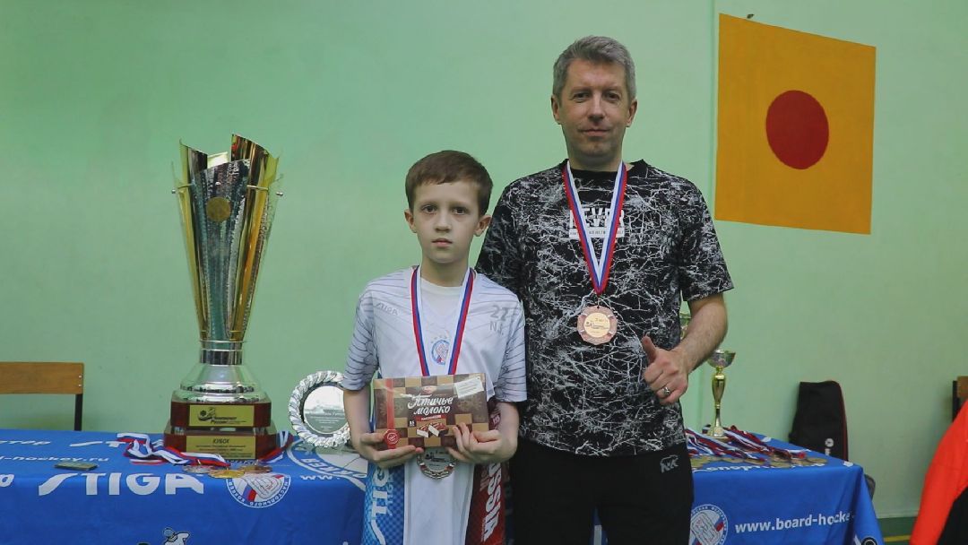 Реутов, спорт, настольный хоккей, чемпионат России, нападающий, игрок