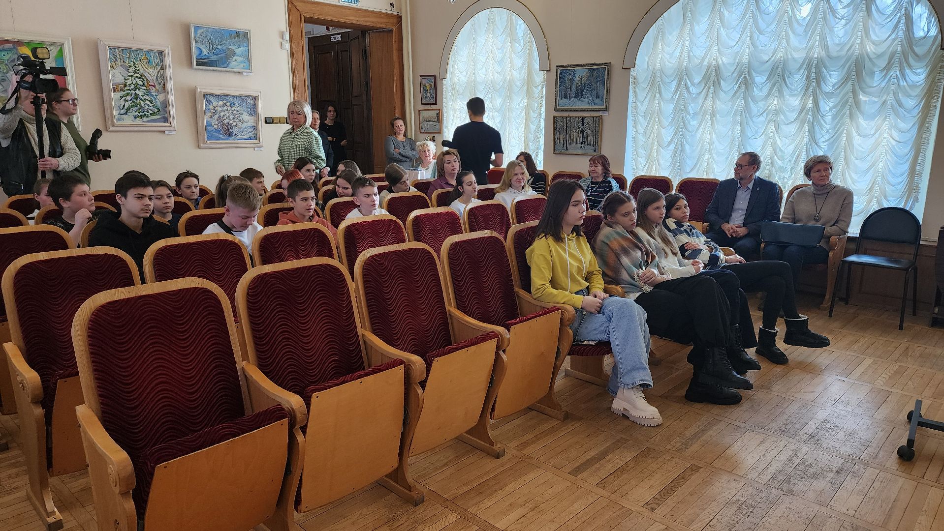 кашира, краеведческий музей, день науки, выставка, большое кропотово, биостанция, школьники, болотов, раткин, воронков,