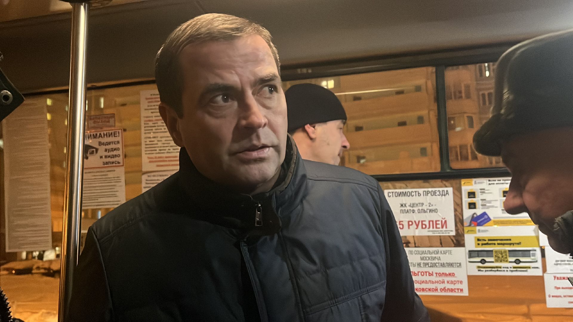 автобусные остановки, транспорт, выездная администрация,