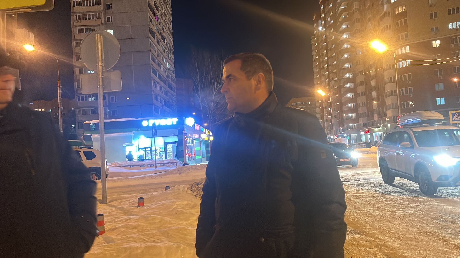 автобусные остановки, транспорт, выездная администрация,